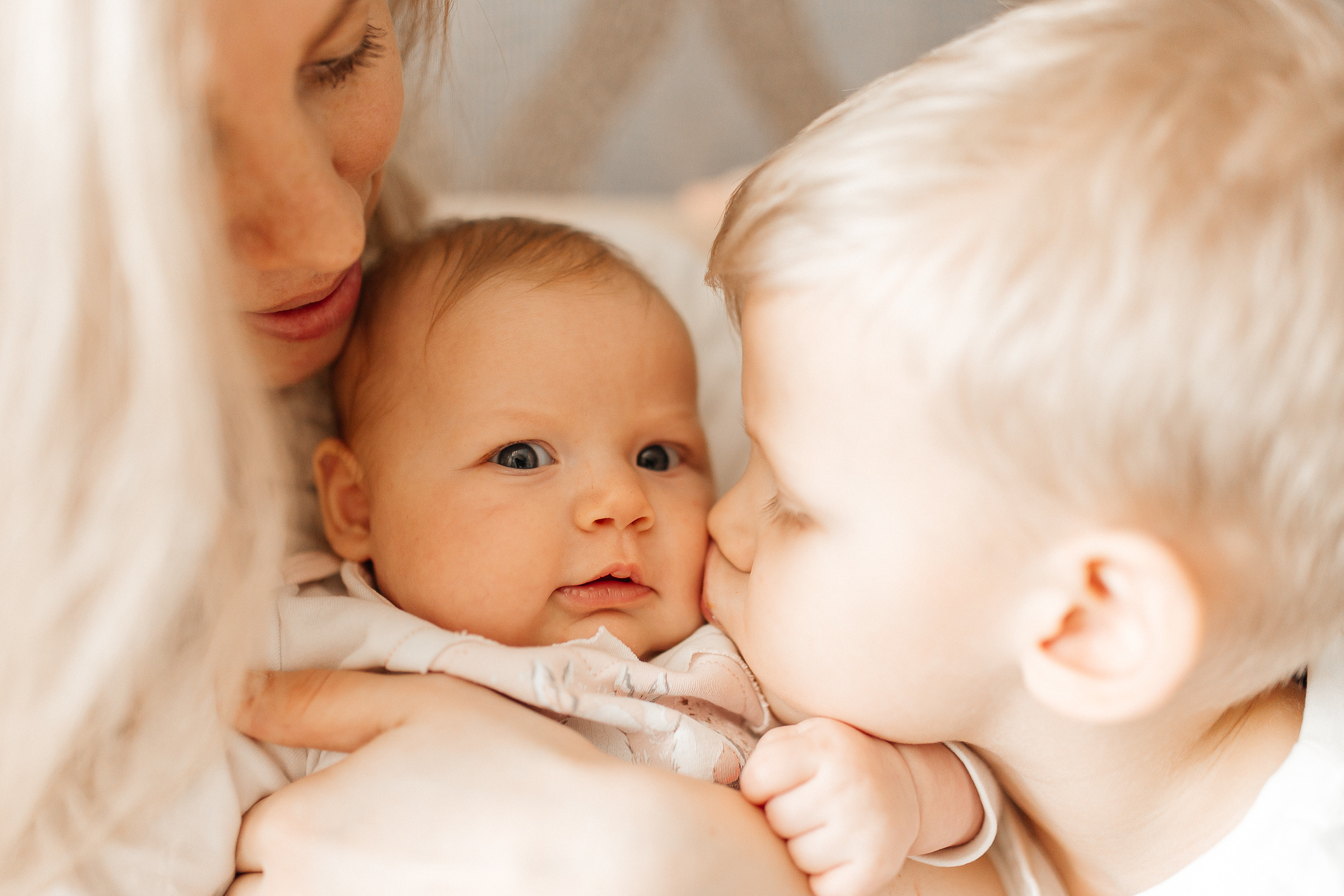 Анюта. Для тех, кто не ждёт удачи, а создаёт её. Каждая фотосессия — это твой момент, твой стиль, твой успех. 📸