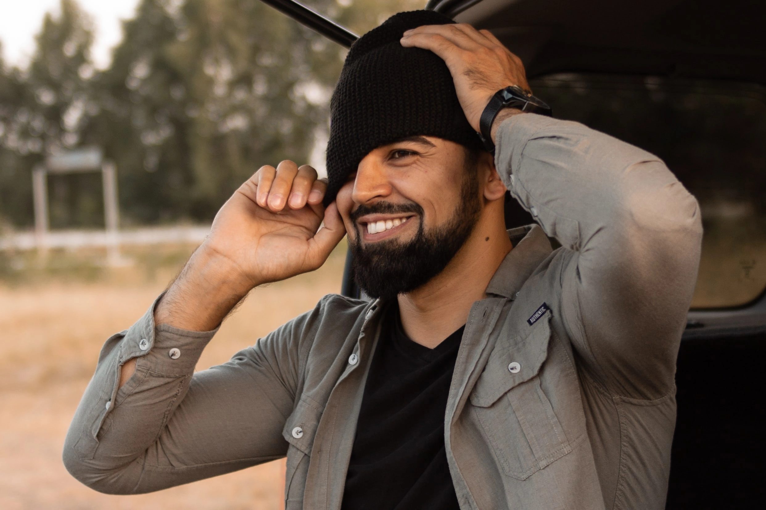 В машине. Для тех, кто не ждёт удачи, а создаёт её. Каждая фотосессия — это твой момент, твой стиль, твой успех. 📸