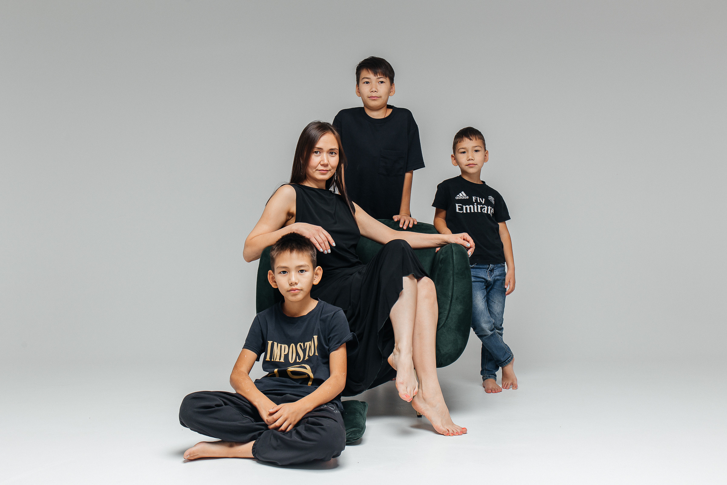 Циклорама. Для тех, кто не ждёт удачи, а создаёт её. Каждая фотосессия — это твой момент, твой стиль, твой успех. 📸