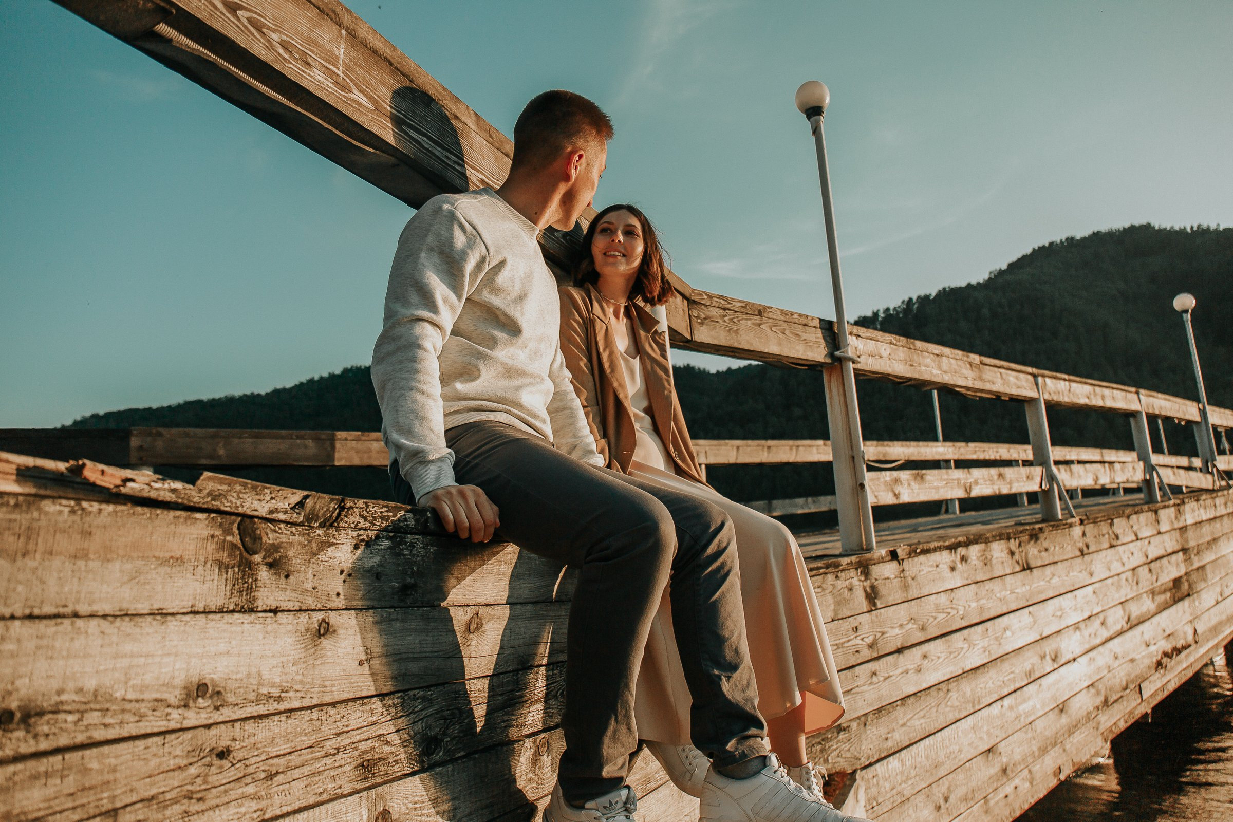 Закат. Для тех, кто не ждёт удачи, а создаёт её. Каждая фотосессия — это твой момент, твой стиль, твой успех. 📸