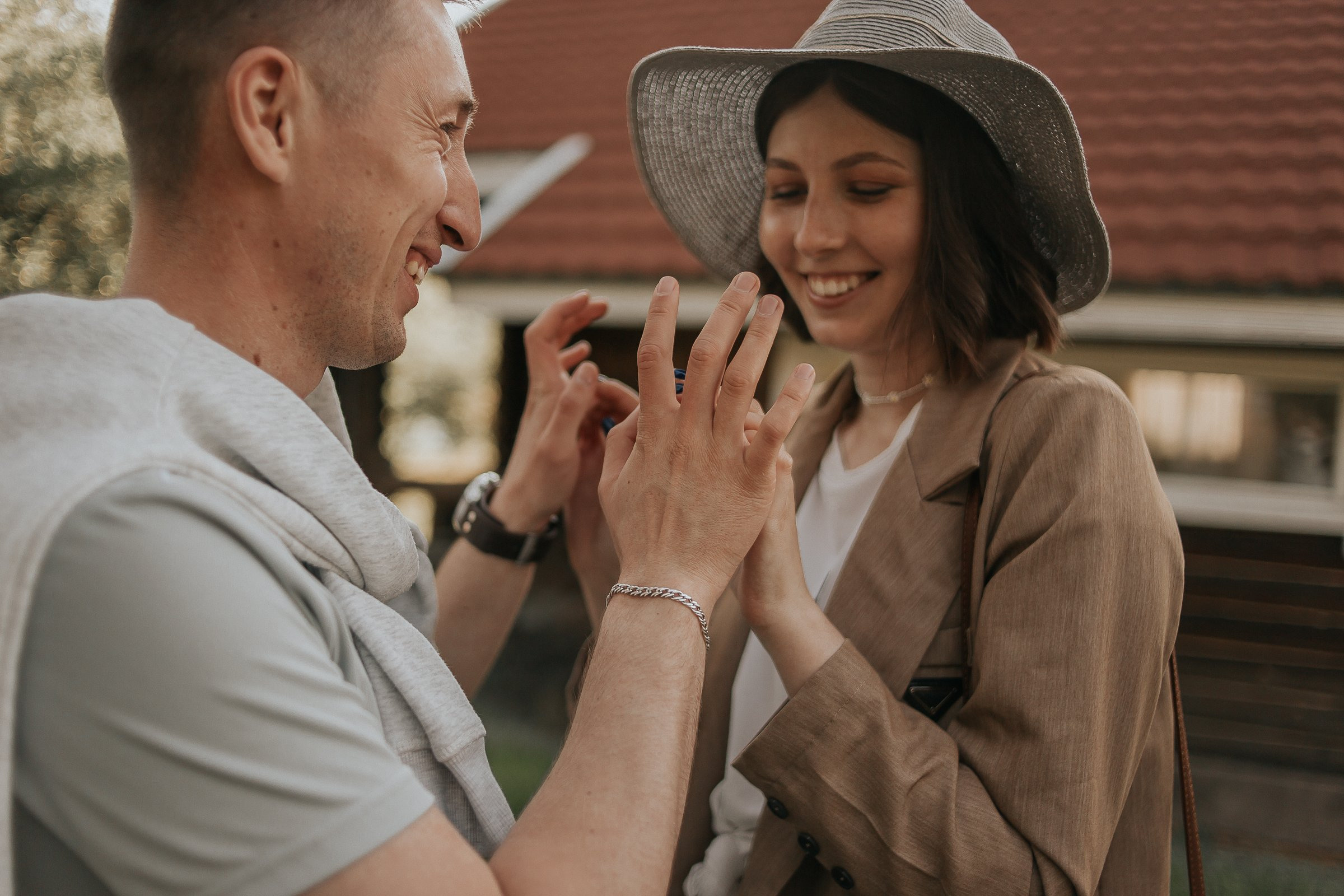 Закат. Для тех, кто не ждёт удачи, а создаёт её. Каждая фотосессия — это твой момент, твой стиль, твой успех. 📸