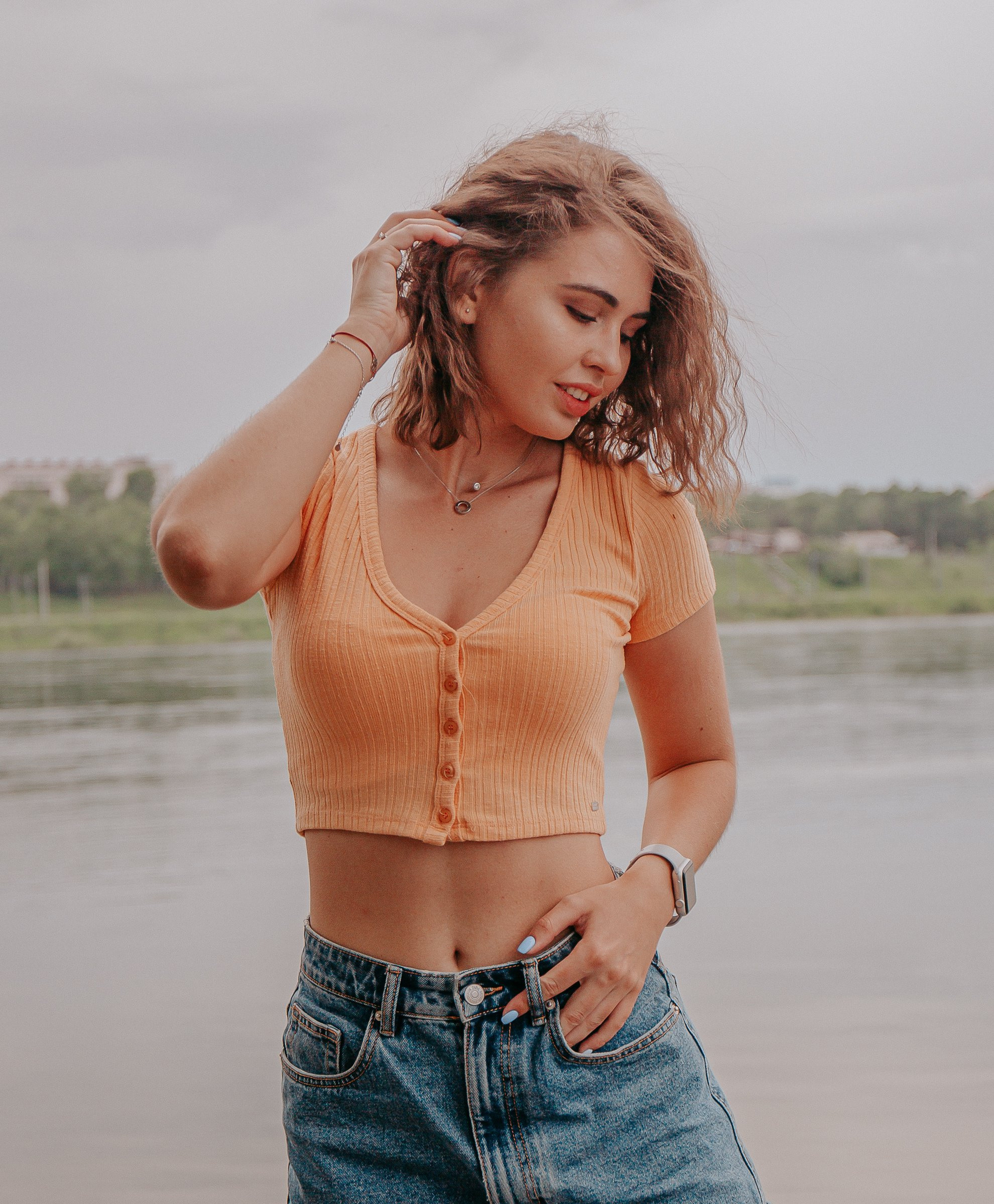 Набережная. Для тех, кто не ждёт удачи, а создаёт её. Каждая фотосессия — это твой момент, твой стиль, твой успех. 📸