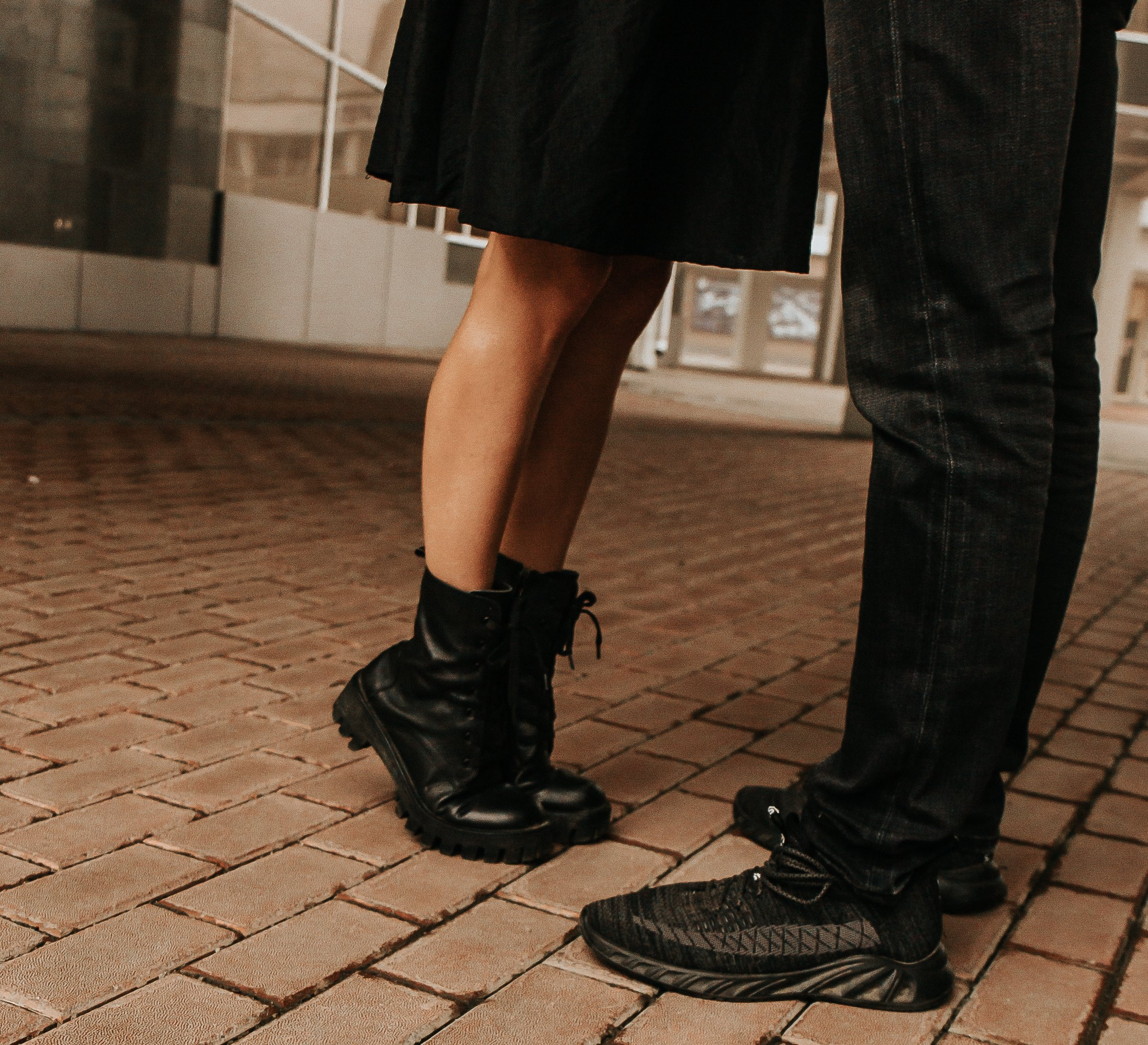 На учебе. Для тех, кто не ждёт удачи, а создаёт её. Каждая фотосессия — это твой момент, твой стиль, твой успех. 📸