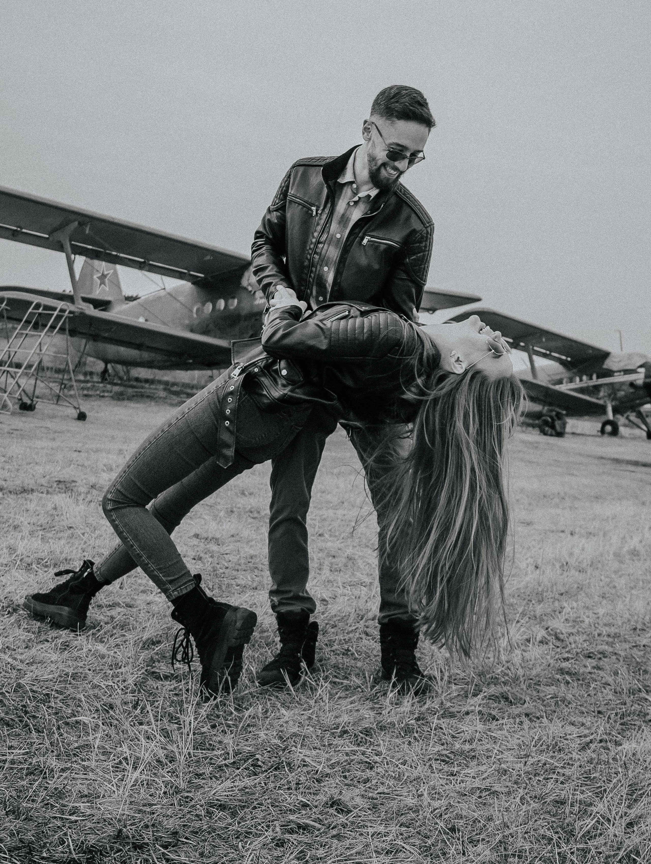 Аэропорт. Для тех, кто не ждёт удачи, а создаёт её. Каждая фотосессия — это твой момент, твой стиль, твой успех. 📸