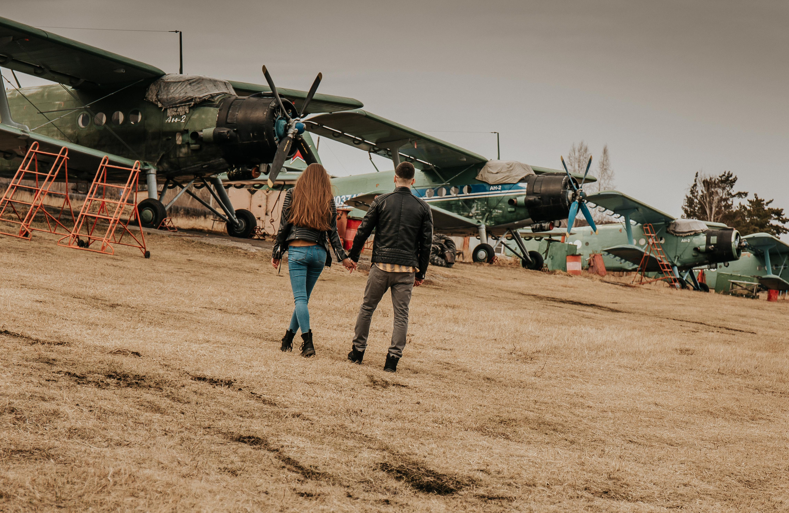 Аэропорт. Для тех, кто не ждёт удачи, а создаёт её. Каждая фотосессия — это твой момент, твой стиль, твой успех. 📸