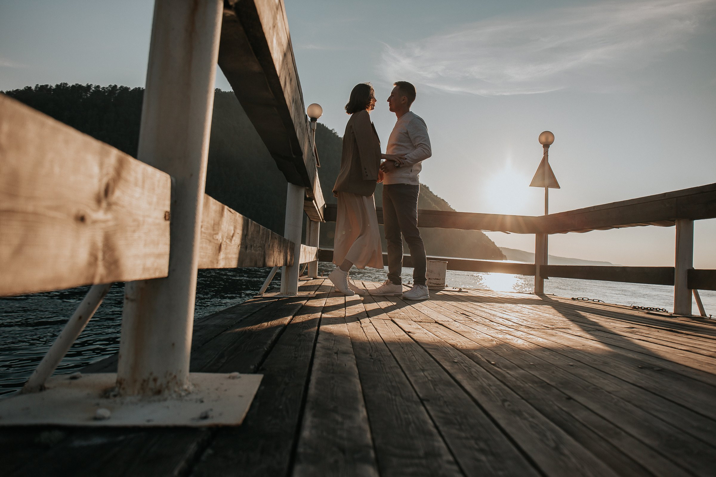 Закат. Для тех, кто не ждёт удачи, а создаёт её. Каждая фотосессия — это твой момент, твой стиль, твой успех. 📸