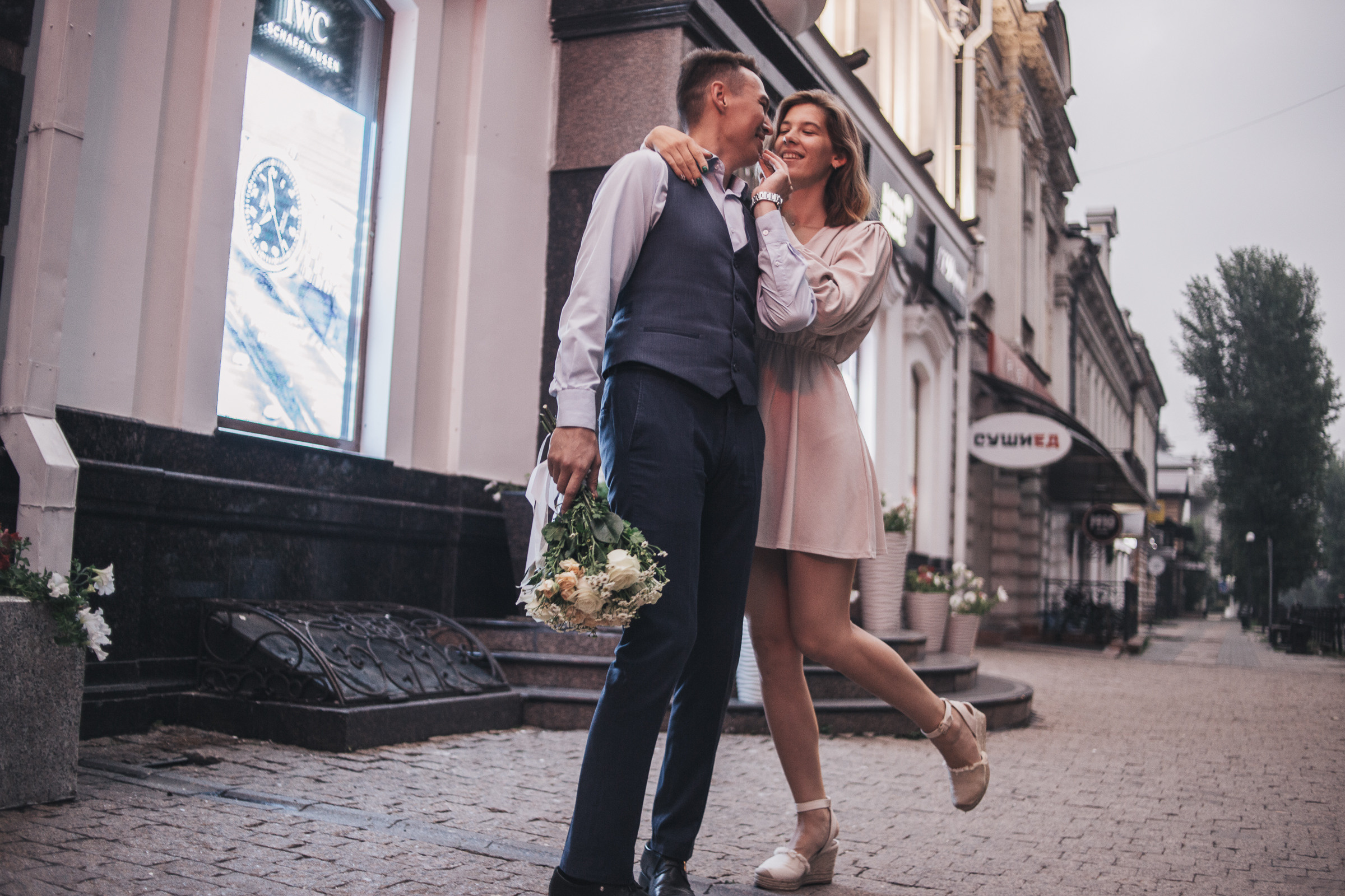 Город. Для тех, кто не ждёт удачи, а создаёт её. Каждая фотосессия — это твой момент, твой стиль, твой успех. 📸