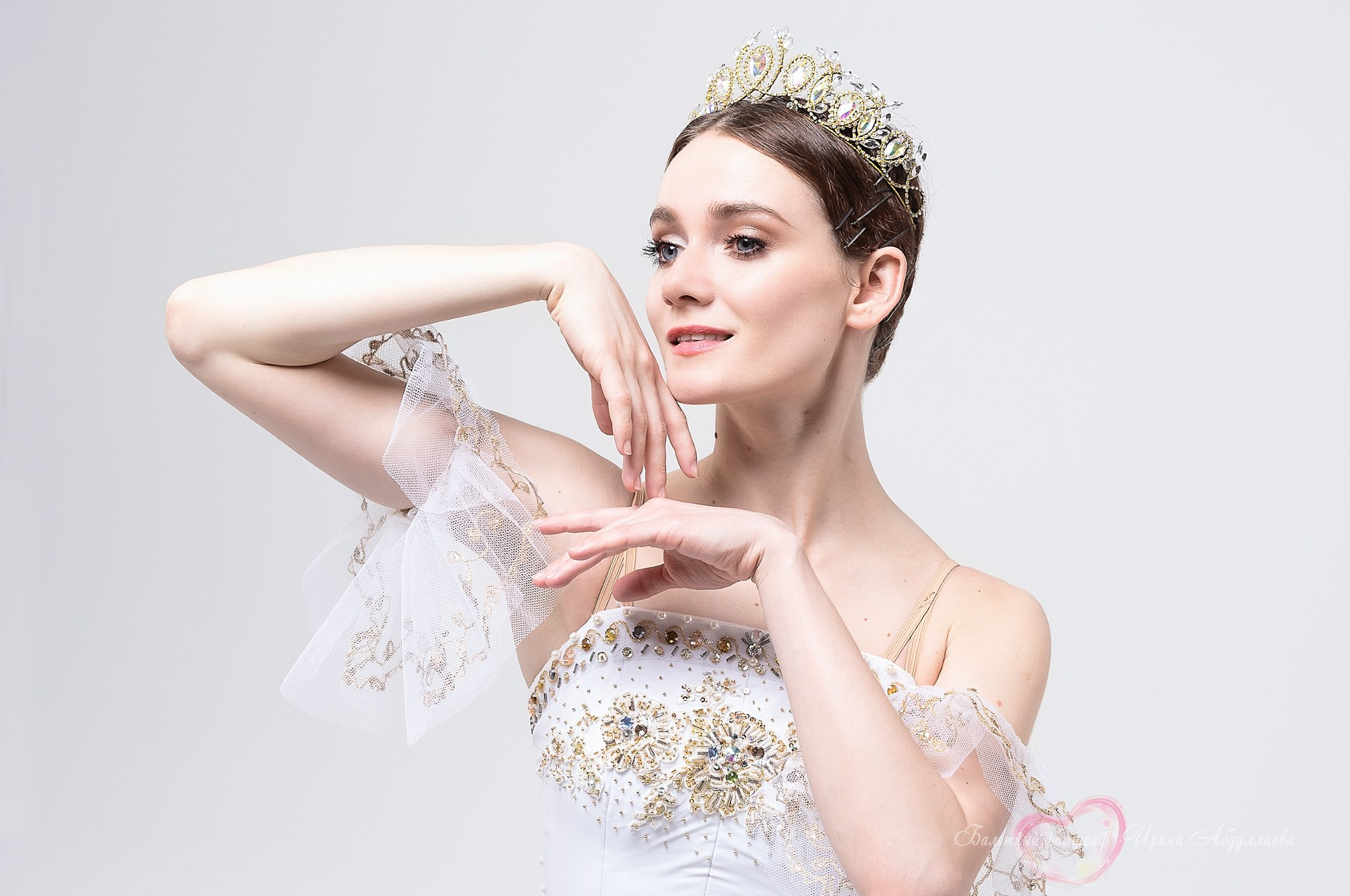 Ведущая балерина Классического национального балета Марина Окунева