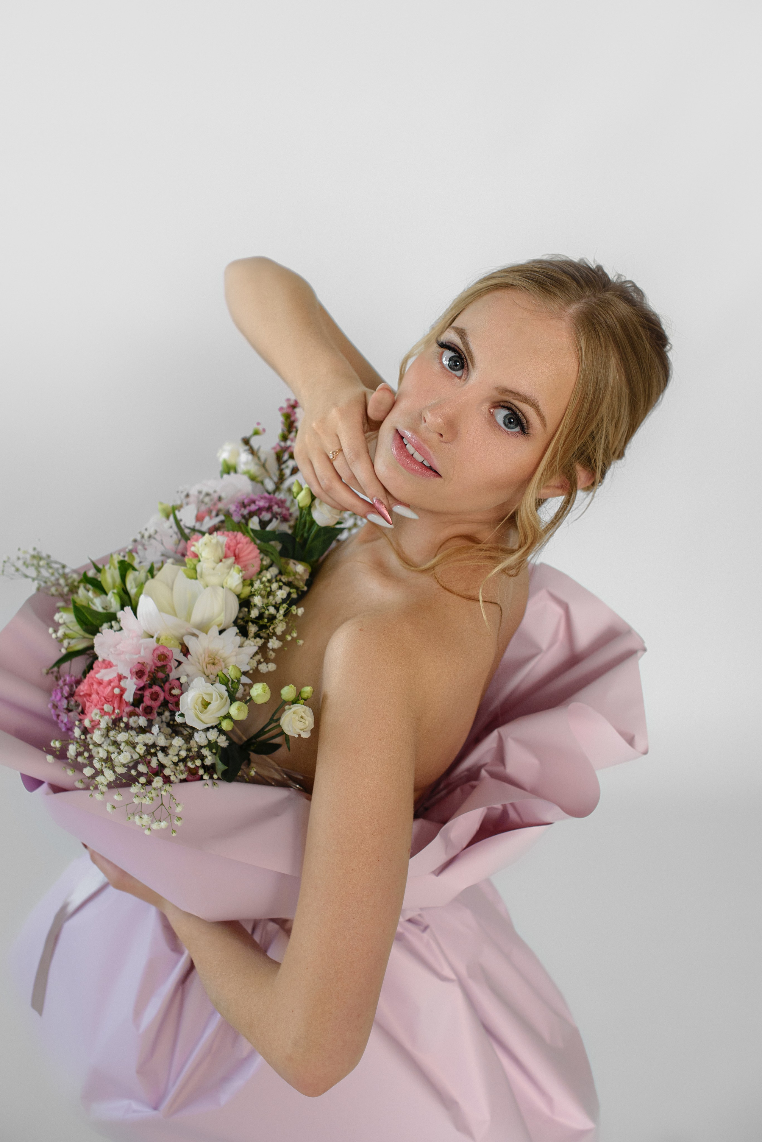 Женский портрет. Фотограф беременности и новорожденных в Рязани