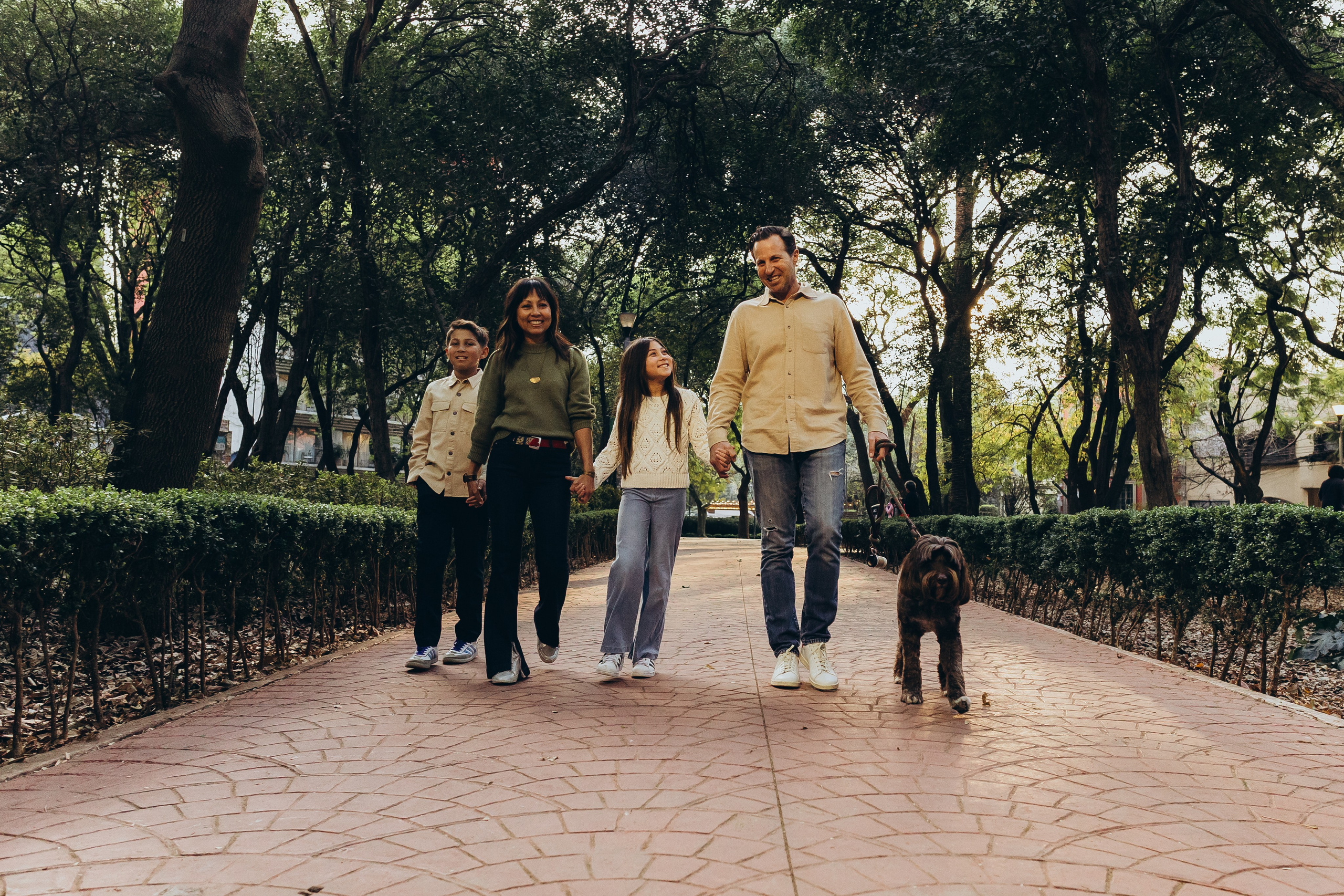 Атена, Роберт, Рави, Найа и Тахин. Irina Krokhaleva. Family & couple photographer in Yekaterinburg, Russia