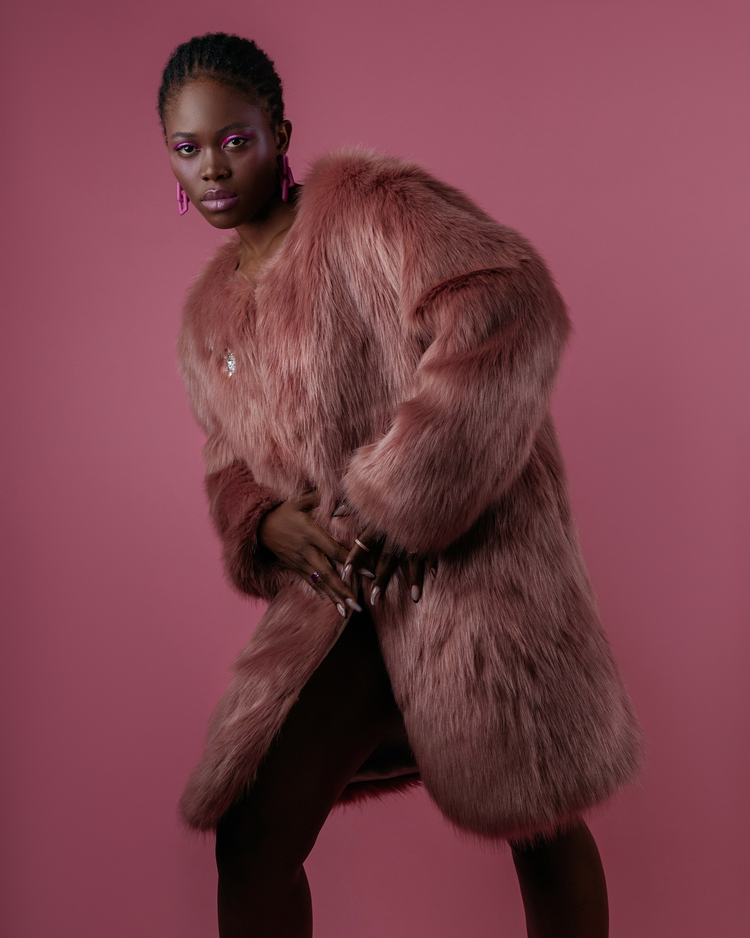 фотосессия в подарок прдарочная фотосессия сертификат на фотосссию москва фотограф москва стильная фотосессия фжшн фэшн-съемка фэшн-фотосессия модный лук аутфит блогер фотосессия для блогера для соцсетей фотосессия для бренда каталог каталожная съемка москва 