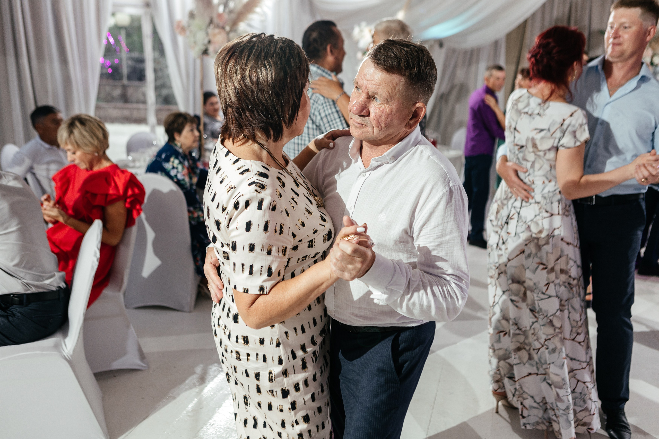 Свадебный фотограф Уфа — Руслан ГабдлисламовЖивые эмоции, красивые кадры, воспоминания на всю жизнь.Работаю по всей Республике Башкортоста. Свадебный фотограф Уфа Руслан Габдлисламов