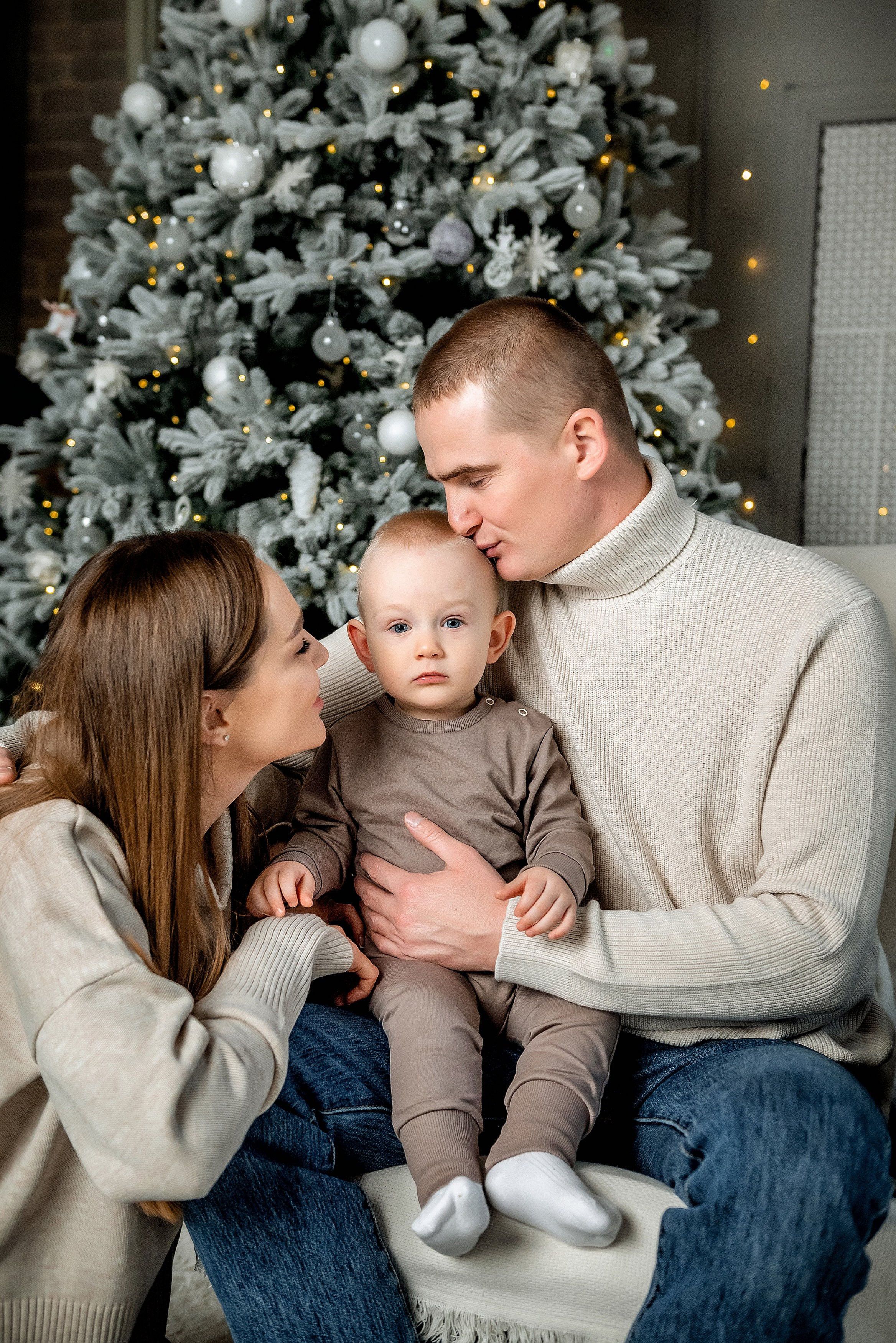 Портфолио фотографа: Новогодние фотосессии — Идеи, примеры и вдохновение для ваших праздничных кадров