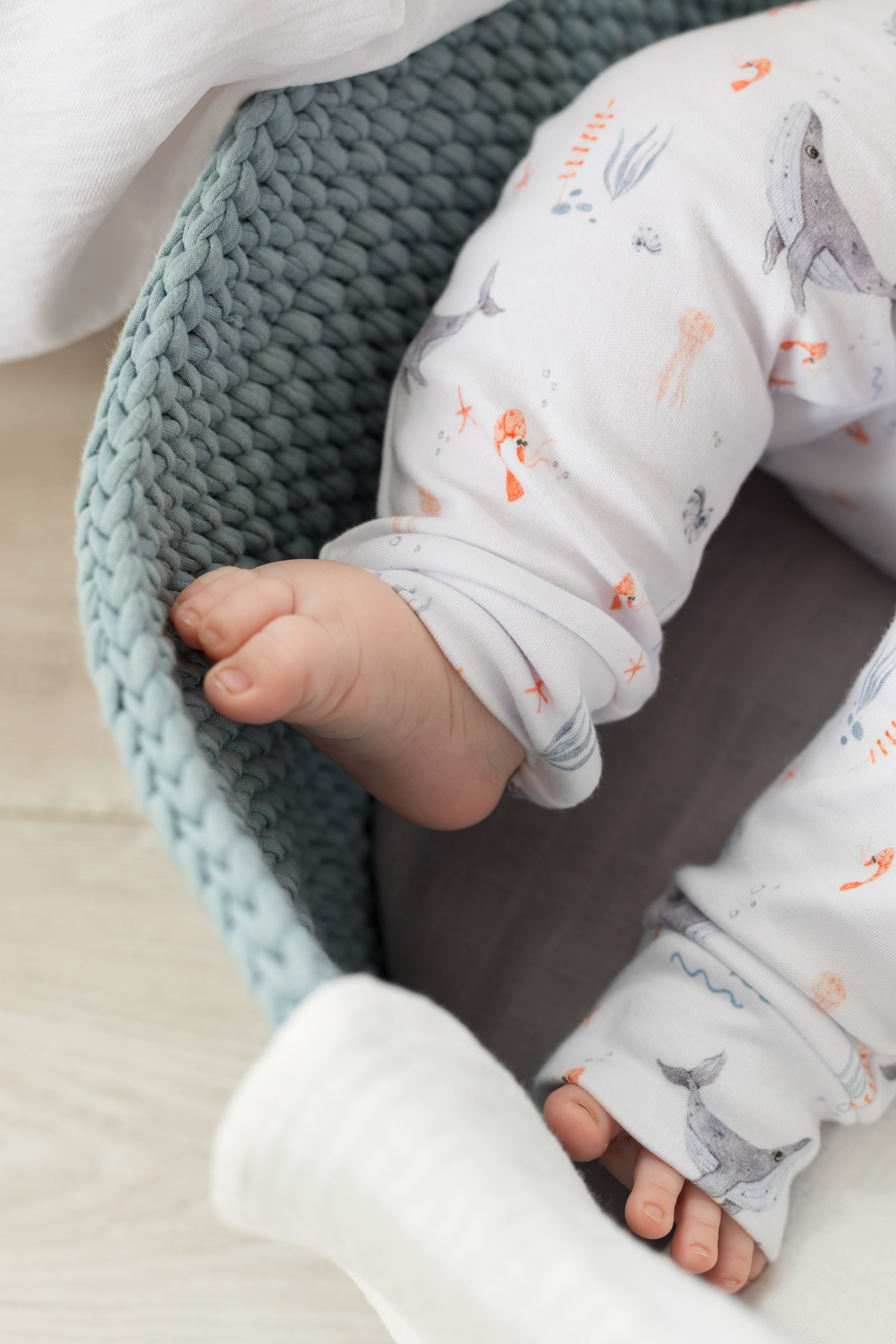 Фотосессия одежды для новорожденных детей. Детский и контент фотограф Надя Волкова Санкт-Петербург