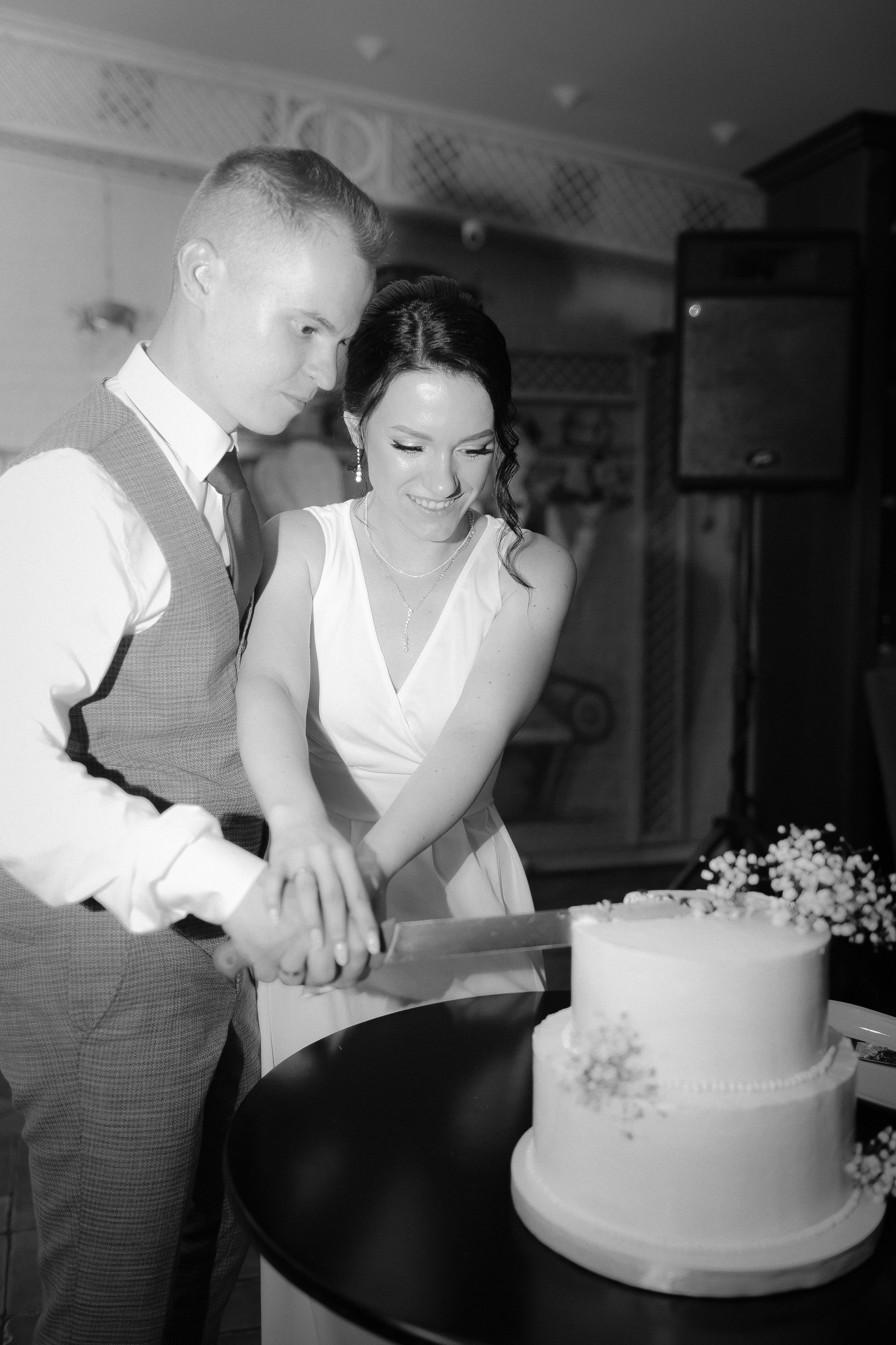 Съемка пары в отеле, на природе, в городе. Свадебный и репортажный фотограф в Ярославле и Санкт-Петербурге Роман Микрюков