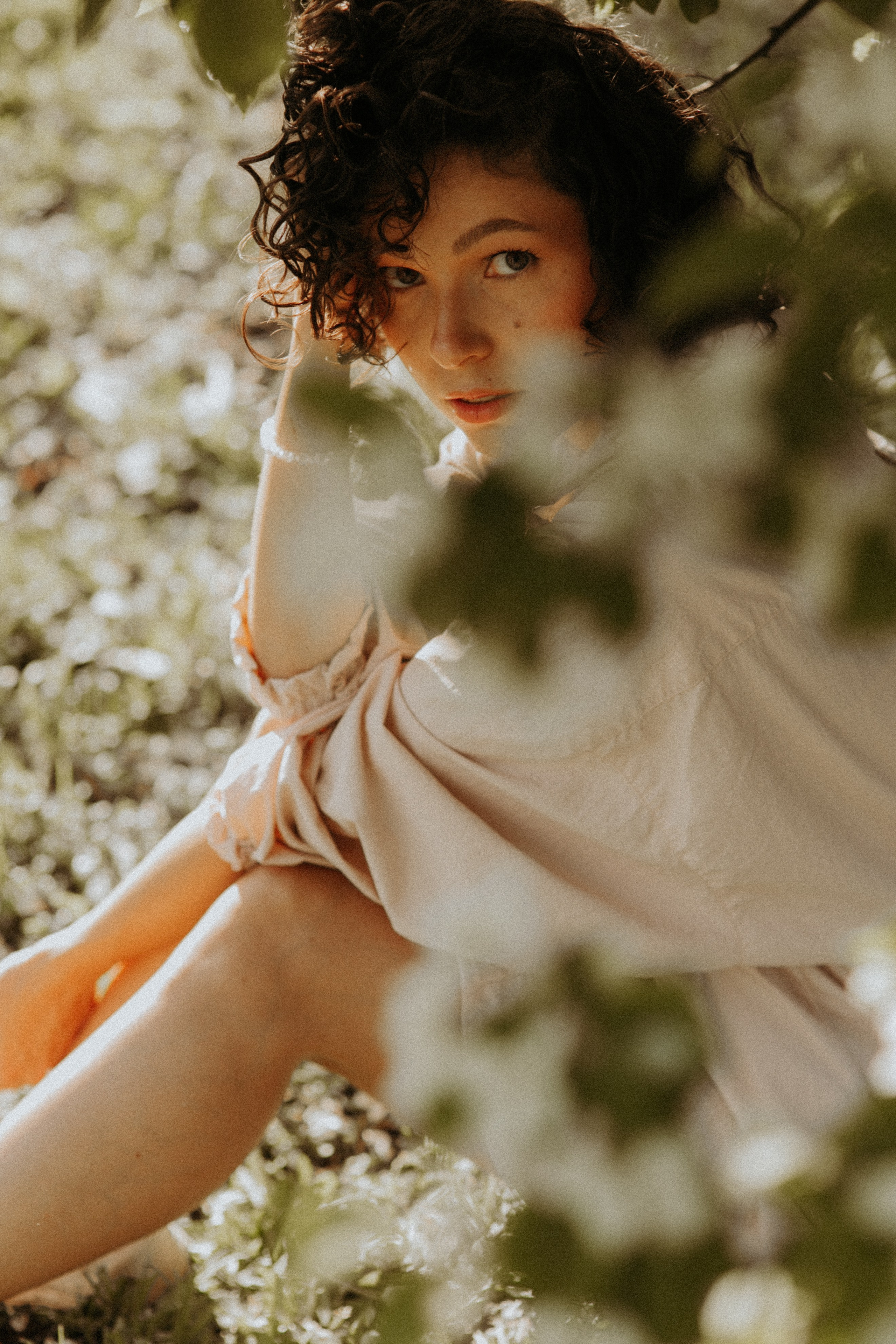 Фотосессия девушки на природе. Свадебный и репортажный фотограф в Ярославле и Санкт-Петербурге Роман Микрюков