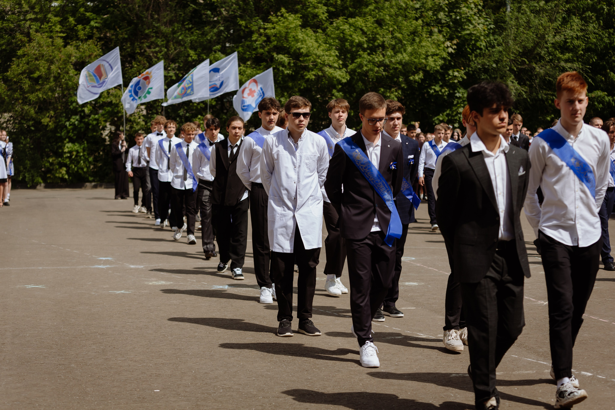 Последний звонок 2024 (3 часа фотосъемки). Профессиональный фотограф Надежда Антонова