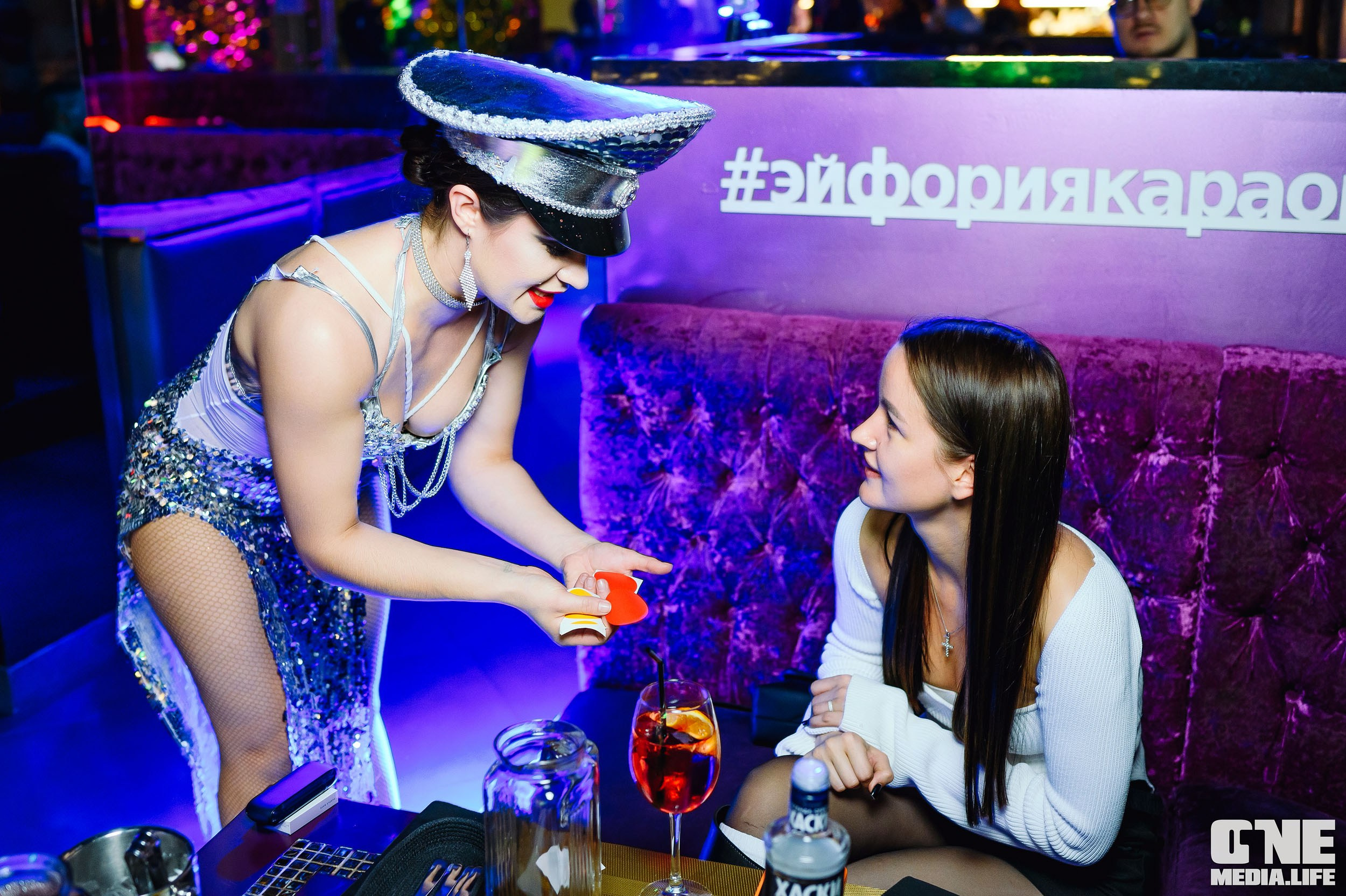 Фоторепортаж из караоке-клуба Эйфория. One Media Life: фоторепортажи, фотоотчеты с мероприятий и заведений