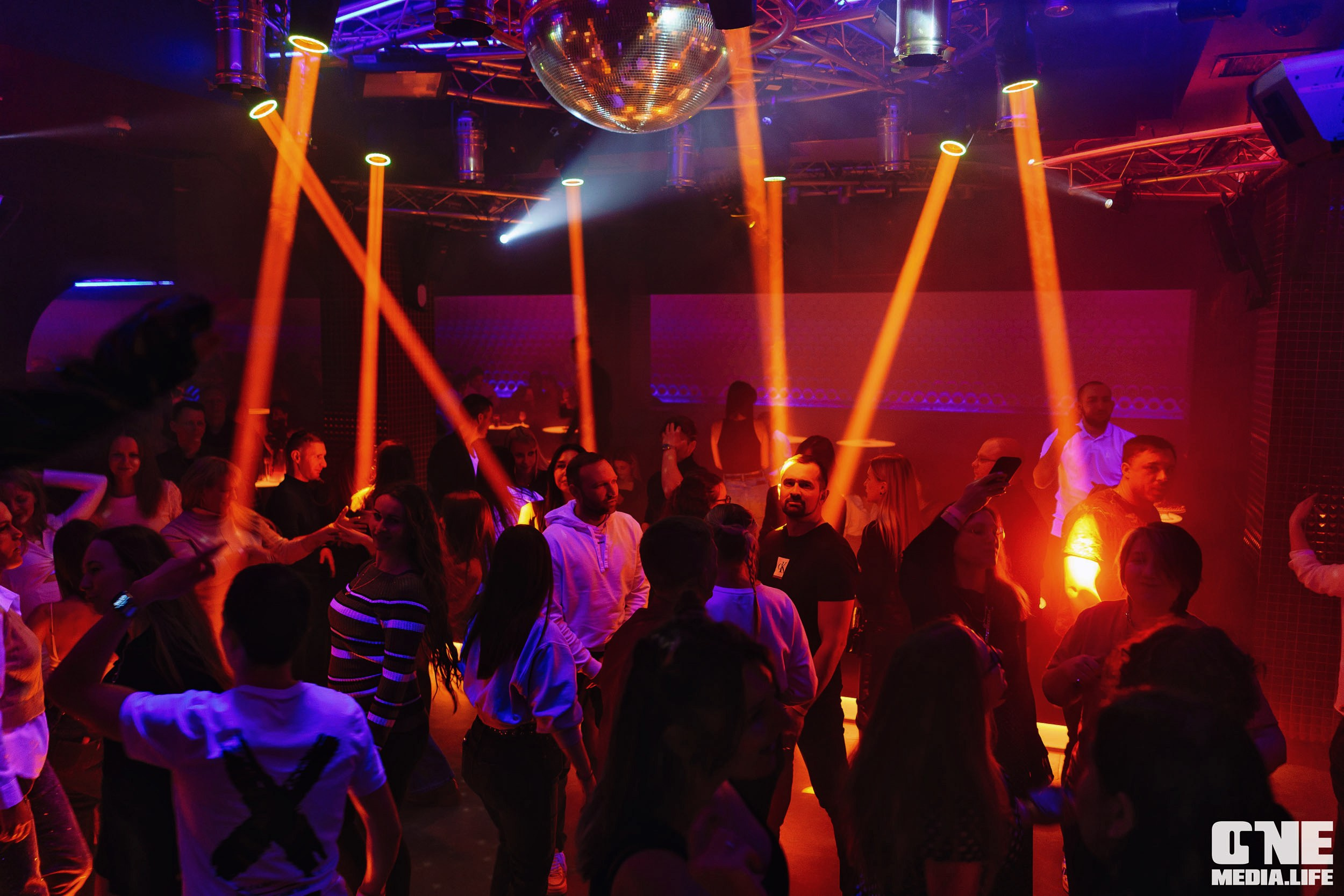 Фоторепортаж из РК Планета. One Media Life: фоторепортажи, фотоотчеты с мероприятий и заведений