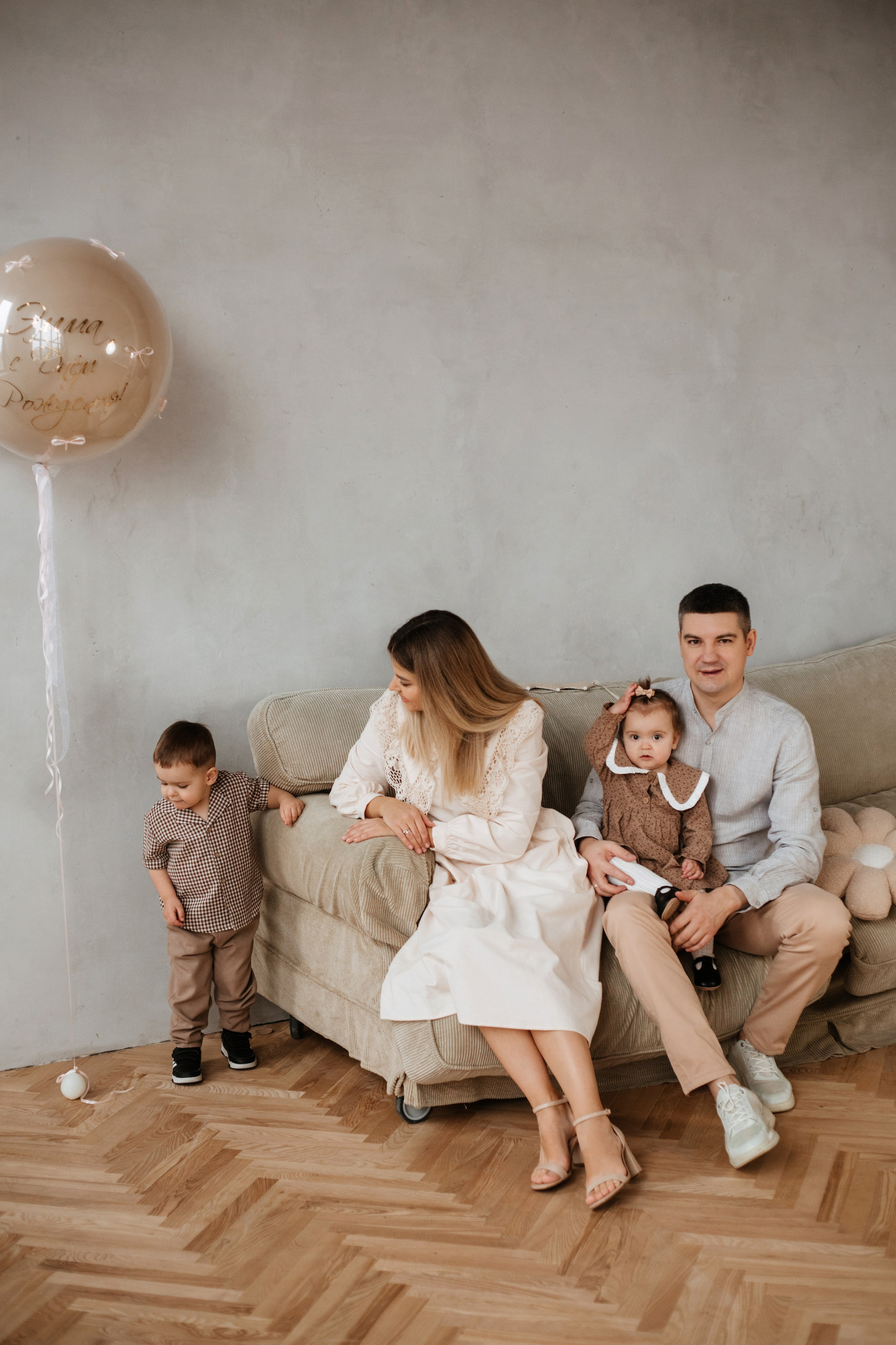 Эмма с семьей. Фотограф в Волгограде и Москве | Анастасия Лаврова