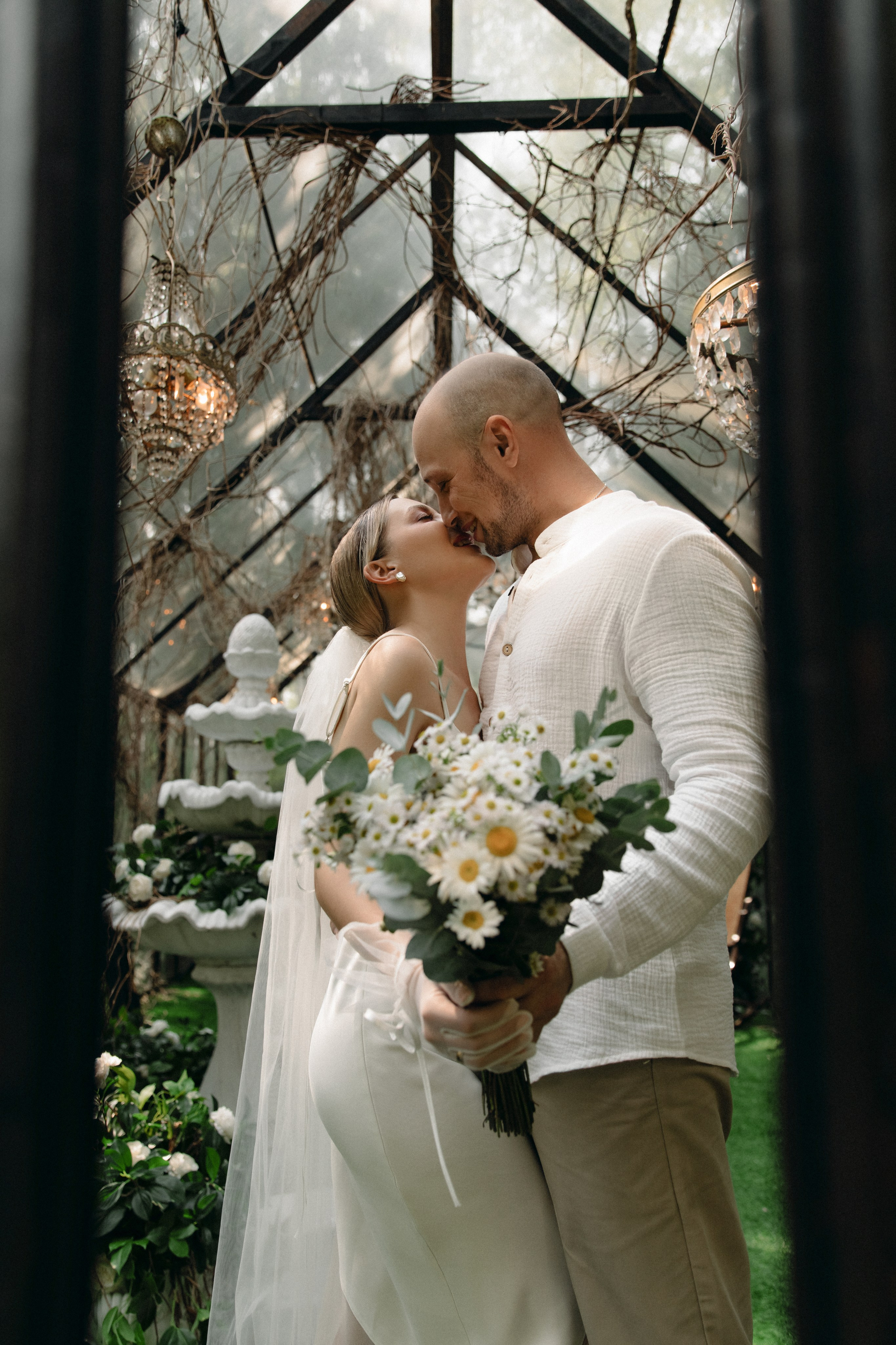 Лавстори в оранжерее. Фотограф в Москве Ольга Сатони