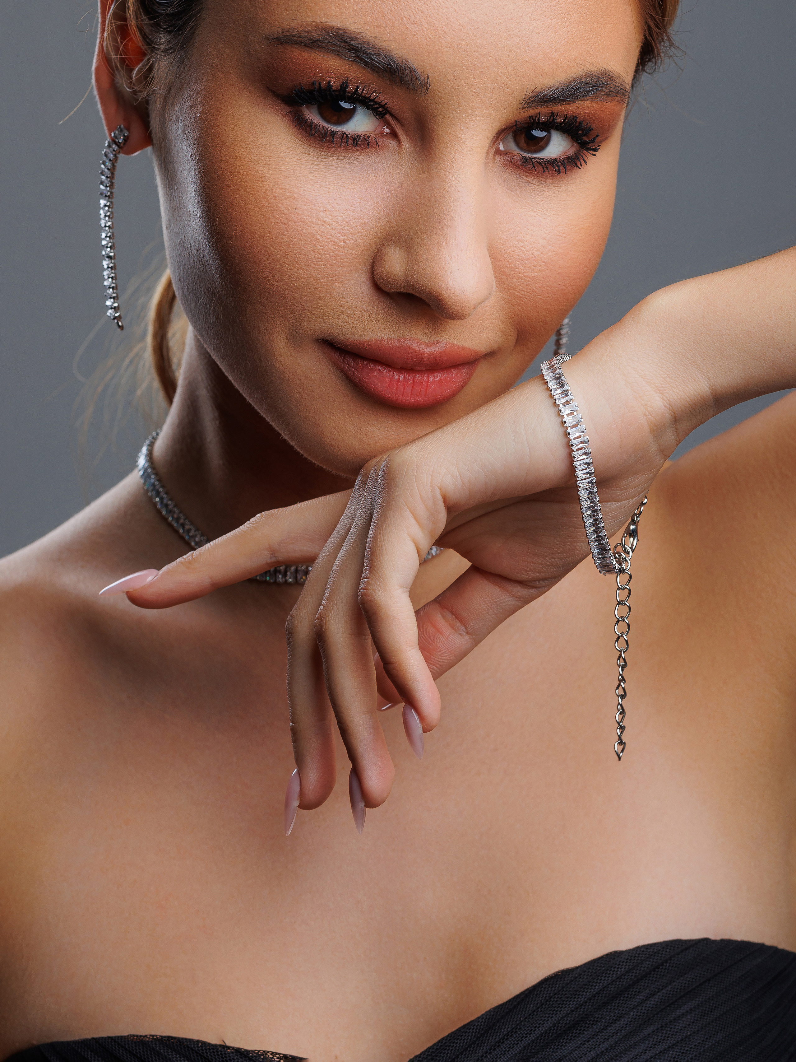 Бижутерия и украшения на моделях. ФОТО И ВИДЕО КОНТЕНТ ДЛЯ WILDBERRIES, OZON, LAMODA, YANDEX MARKET