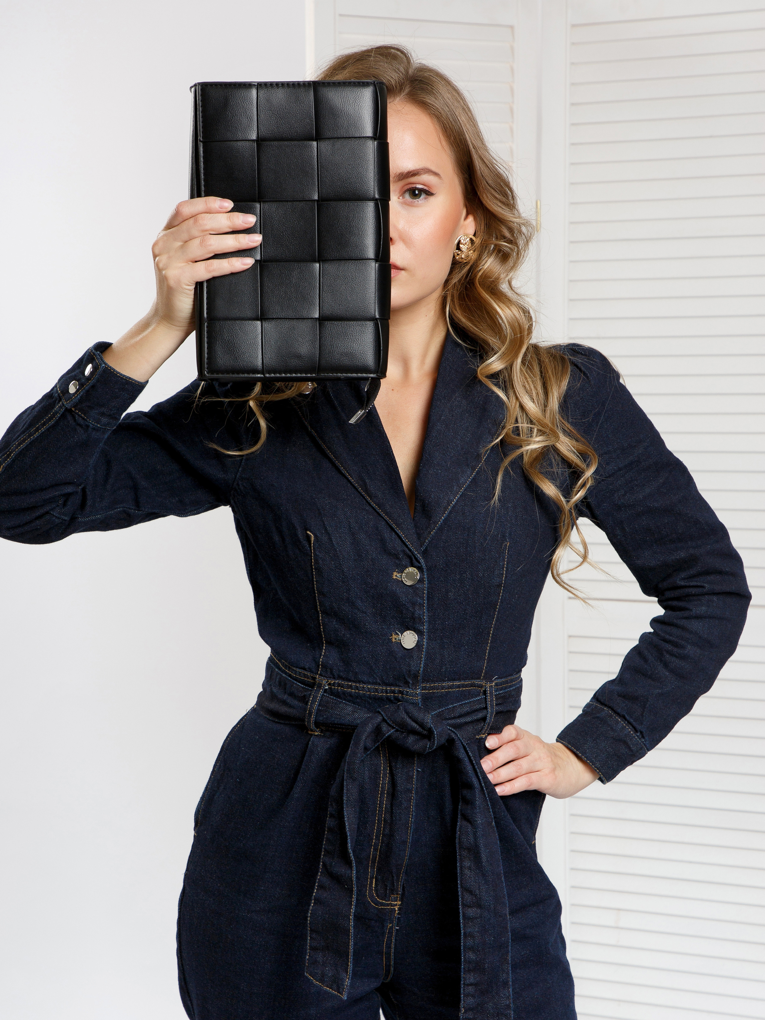 Обувь сумки и аксессуары на моделях. ФОТО И ВИДЕО КОНТЕНТ ДЛЯ WILDBERRIES, OZON, LAMODA, YANDEX MARKET