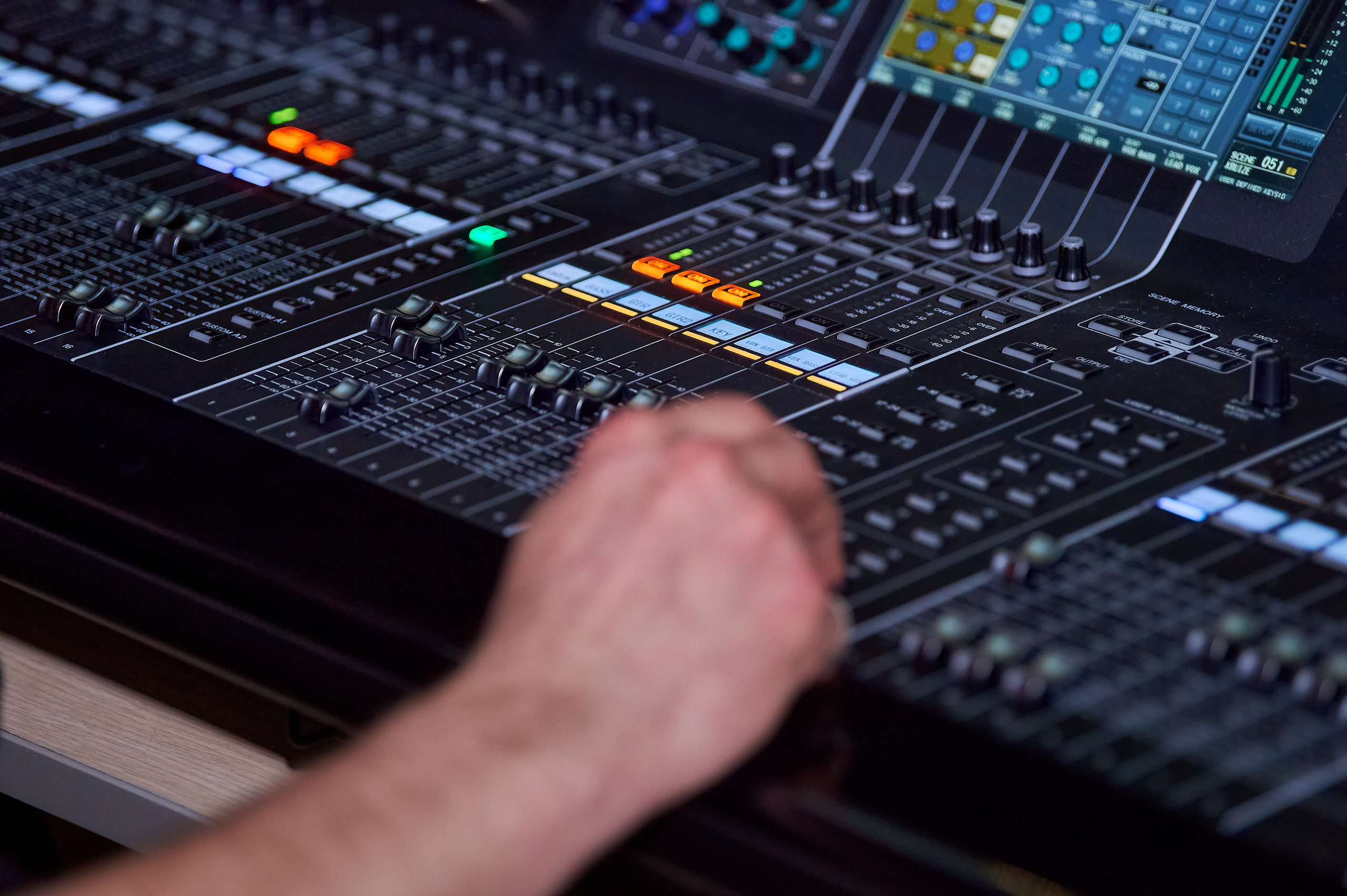 Фотограф и концертный звукорежиссер