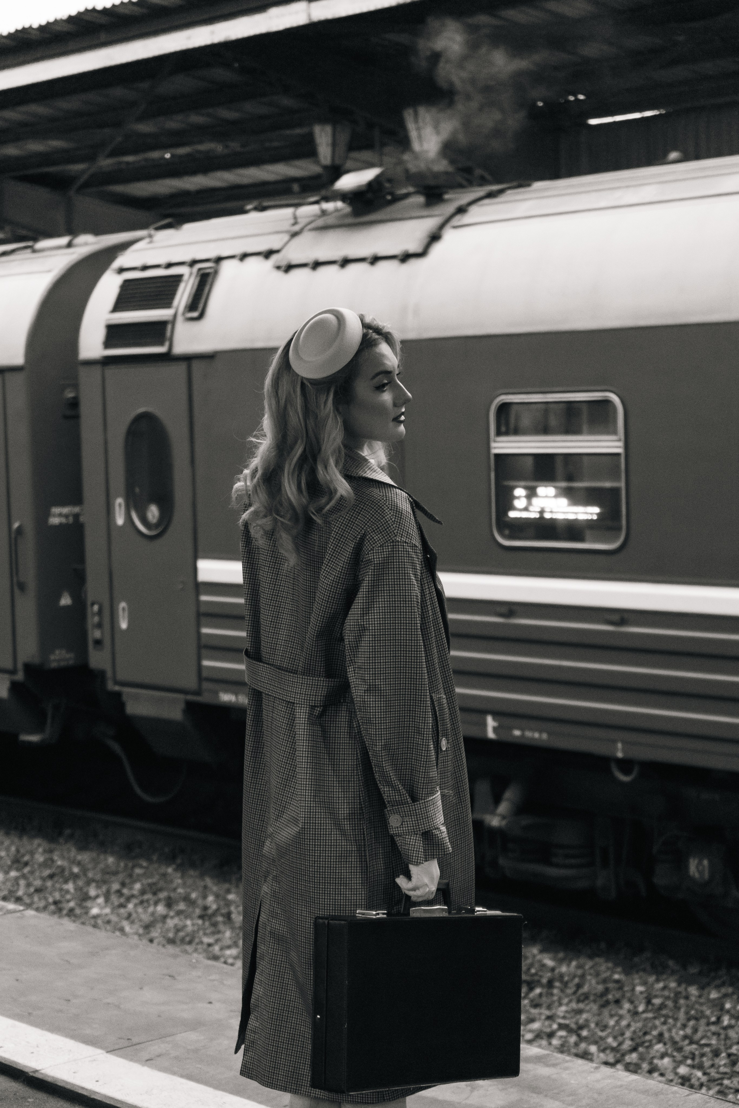 Женский портрет. Витебский вокзал. Фотограф в Санкт-Петербурге Дарья Фелингер