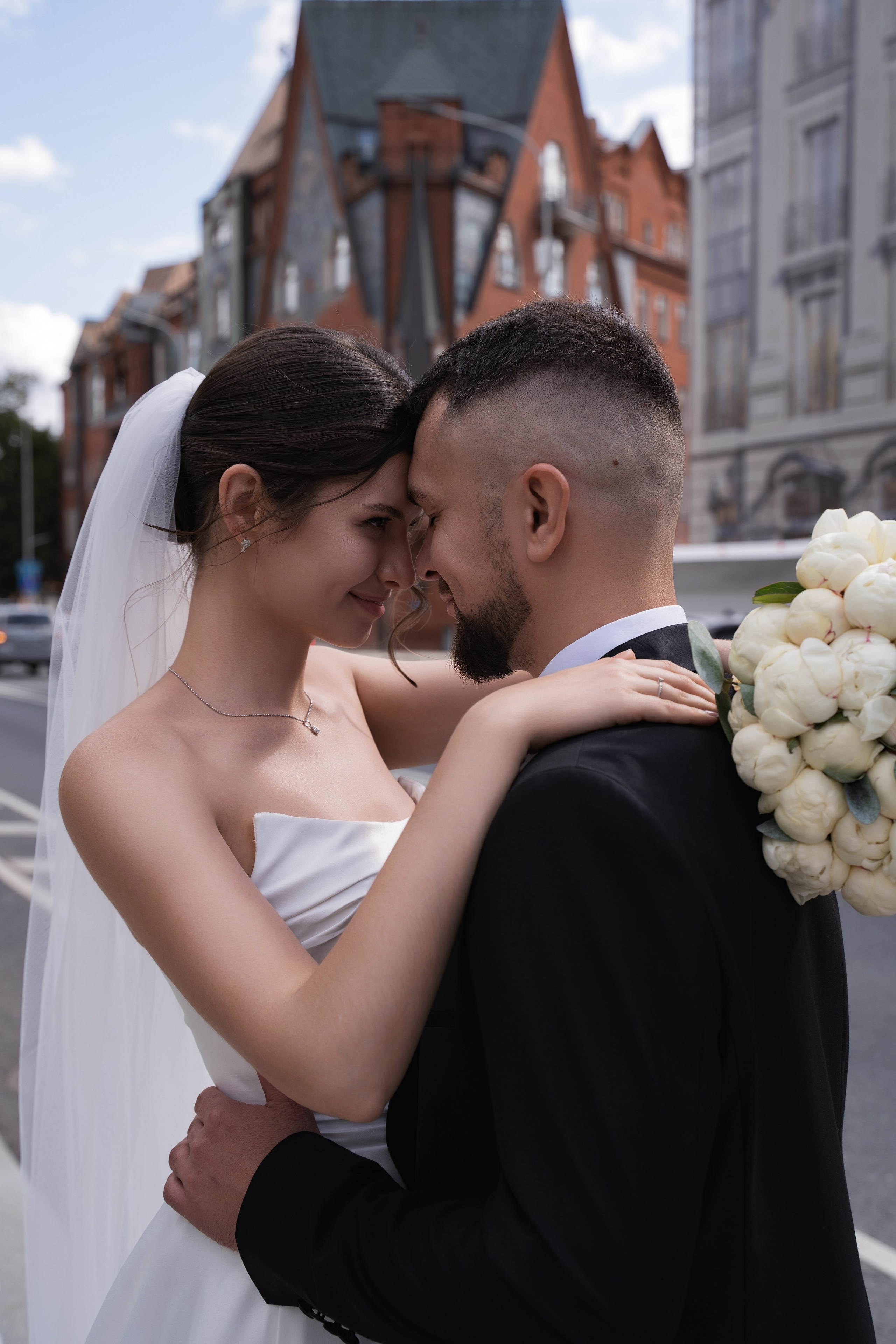 Evgeniya and Artem. Rezyame