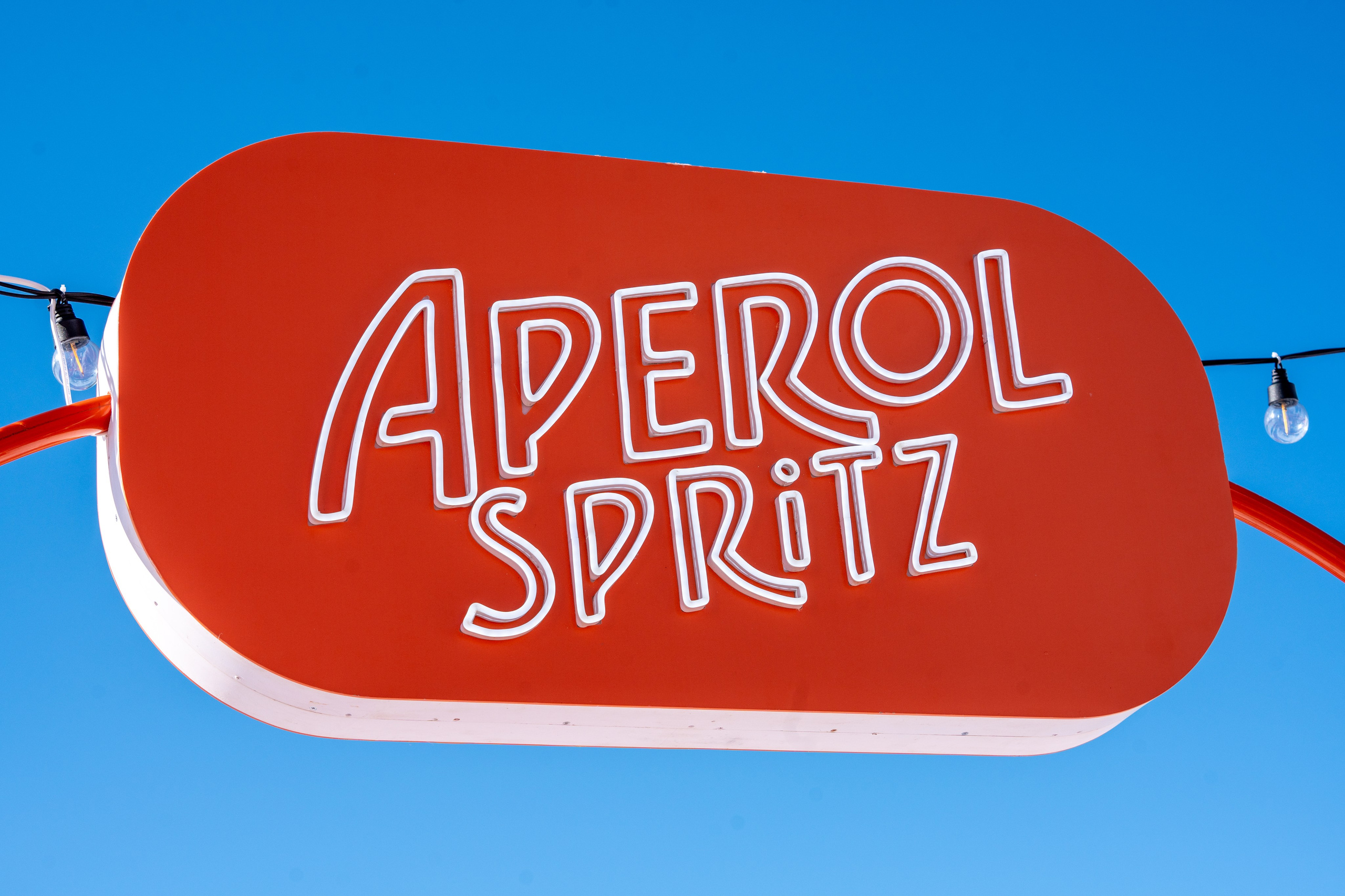 Фотоотчет партнерской интеграции Aperol Spritz на Роза Фест 2025. Репортажный фотограф в Красной Поляне и Сочи Павлюченко Екатерина