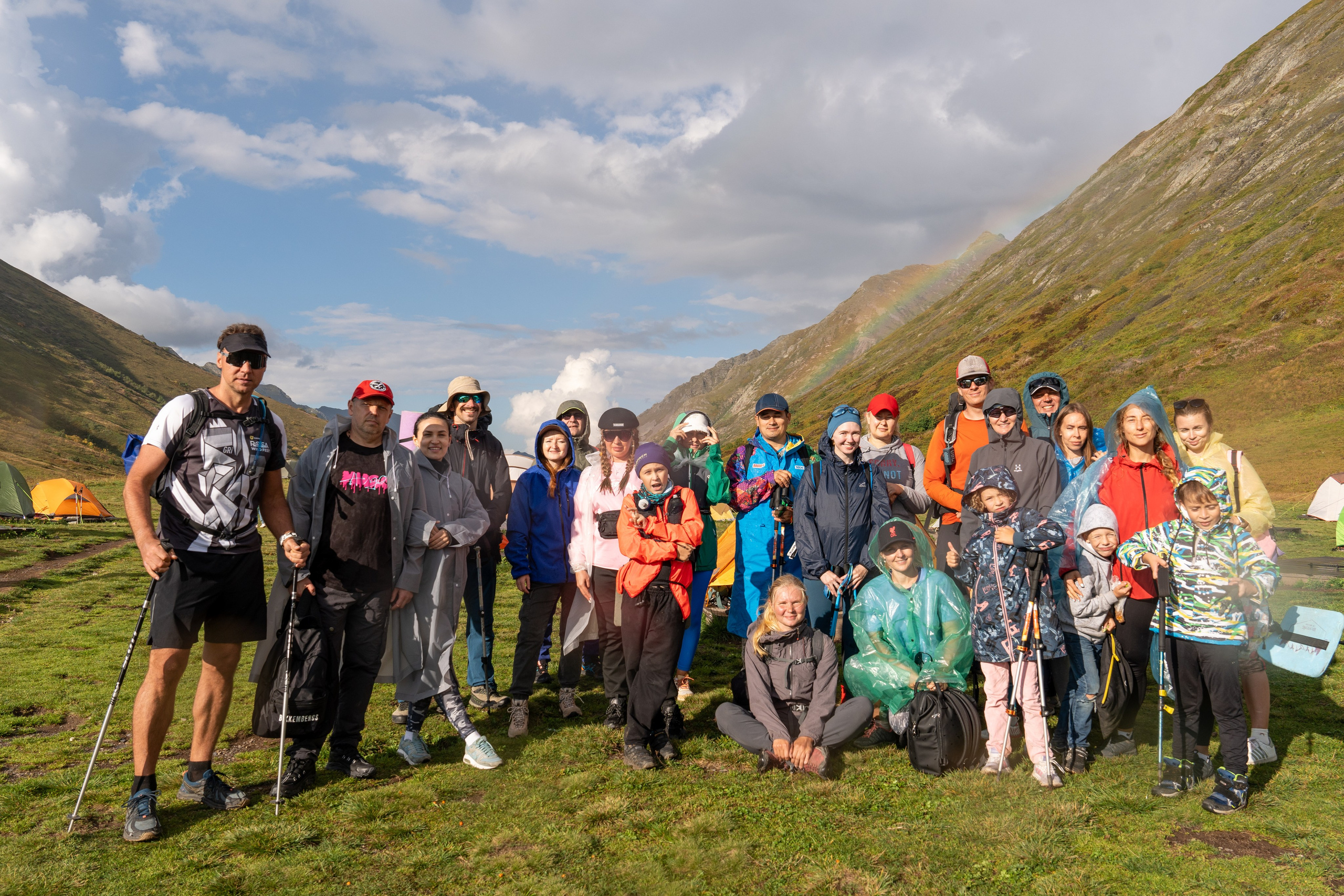 Поход для профсоюза курорта «Газпром Поляна» на Бзерпинский карниз. Репортажный фотограф в Красной Поляне и Сочи Павлюченко Екатерина
