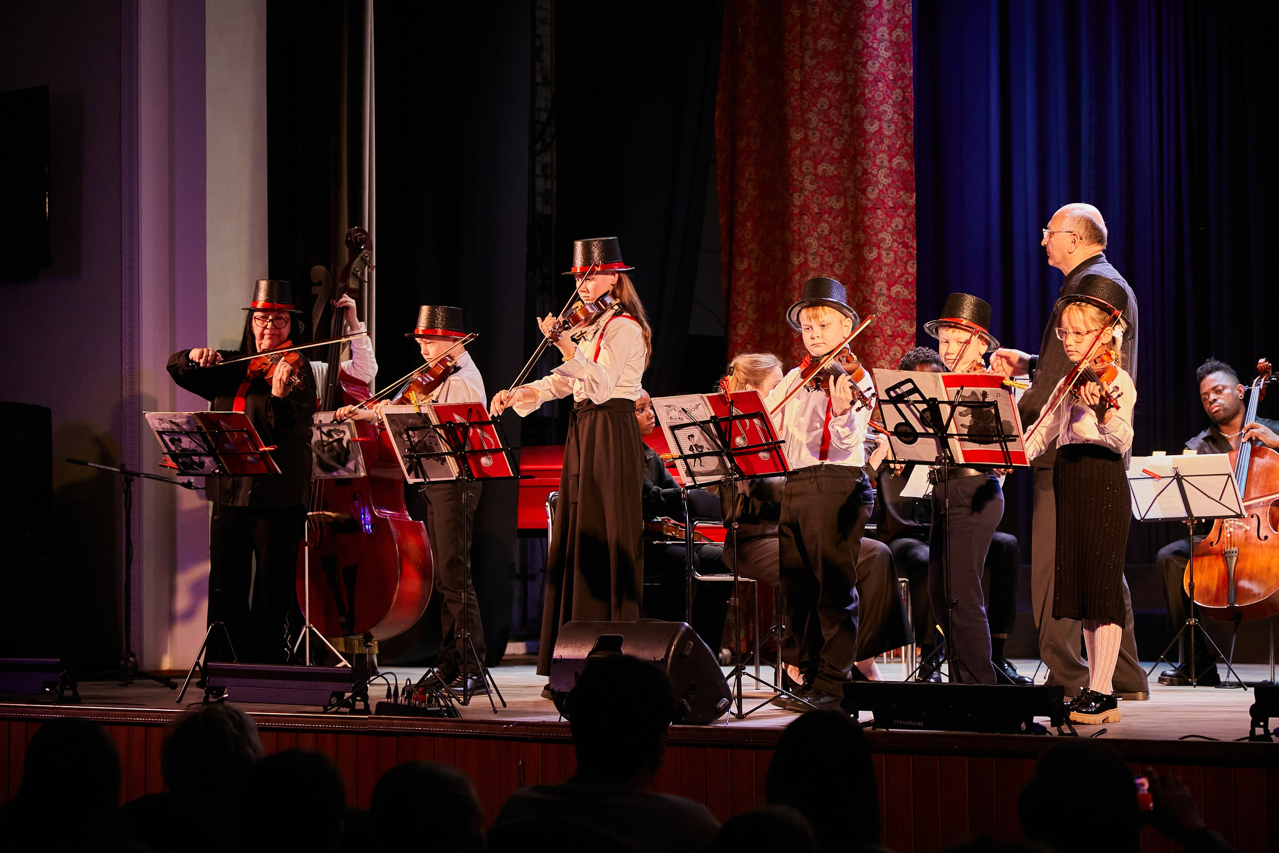 Оркестр Института культуры. Свадебный и креативный фотограф в ЮФО