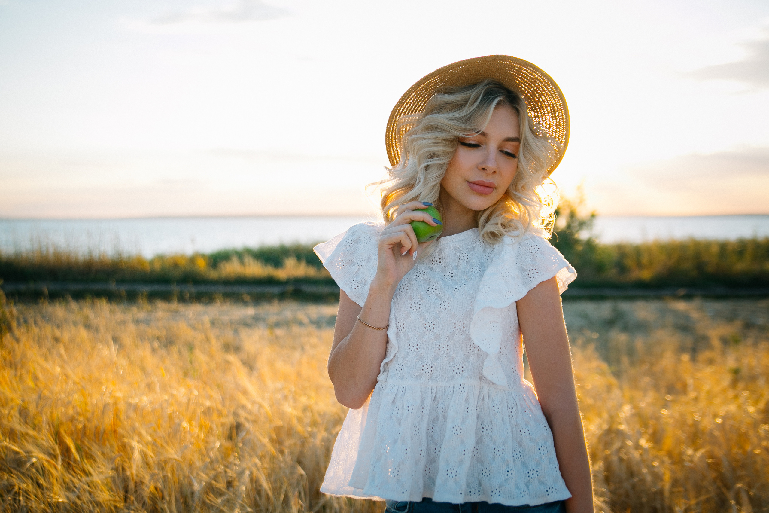 Прогулочная фотосессия на Волге. Фотограф Носова Марина