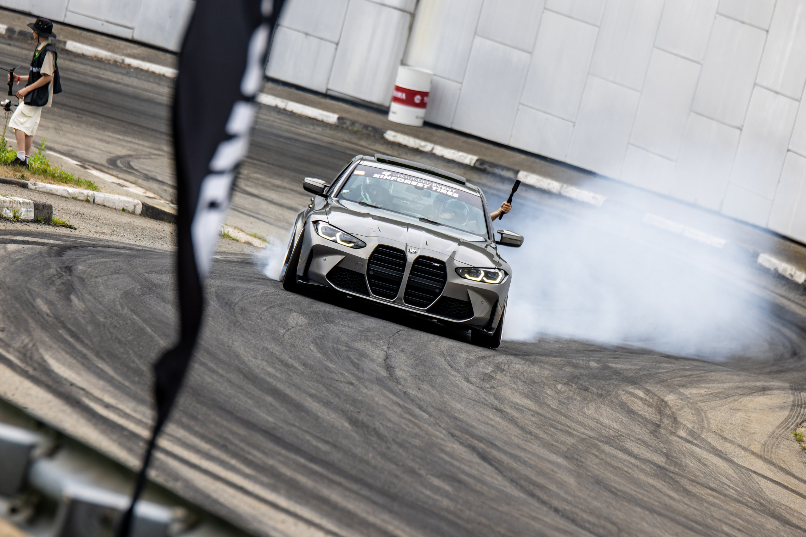 Grounded event. Репортажная, студийная, свадебная, автоспорт, коммерческая, фотосессия: Фотографы Николай и Елена DvoTar