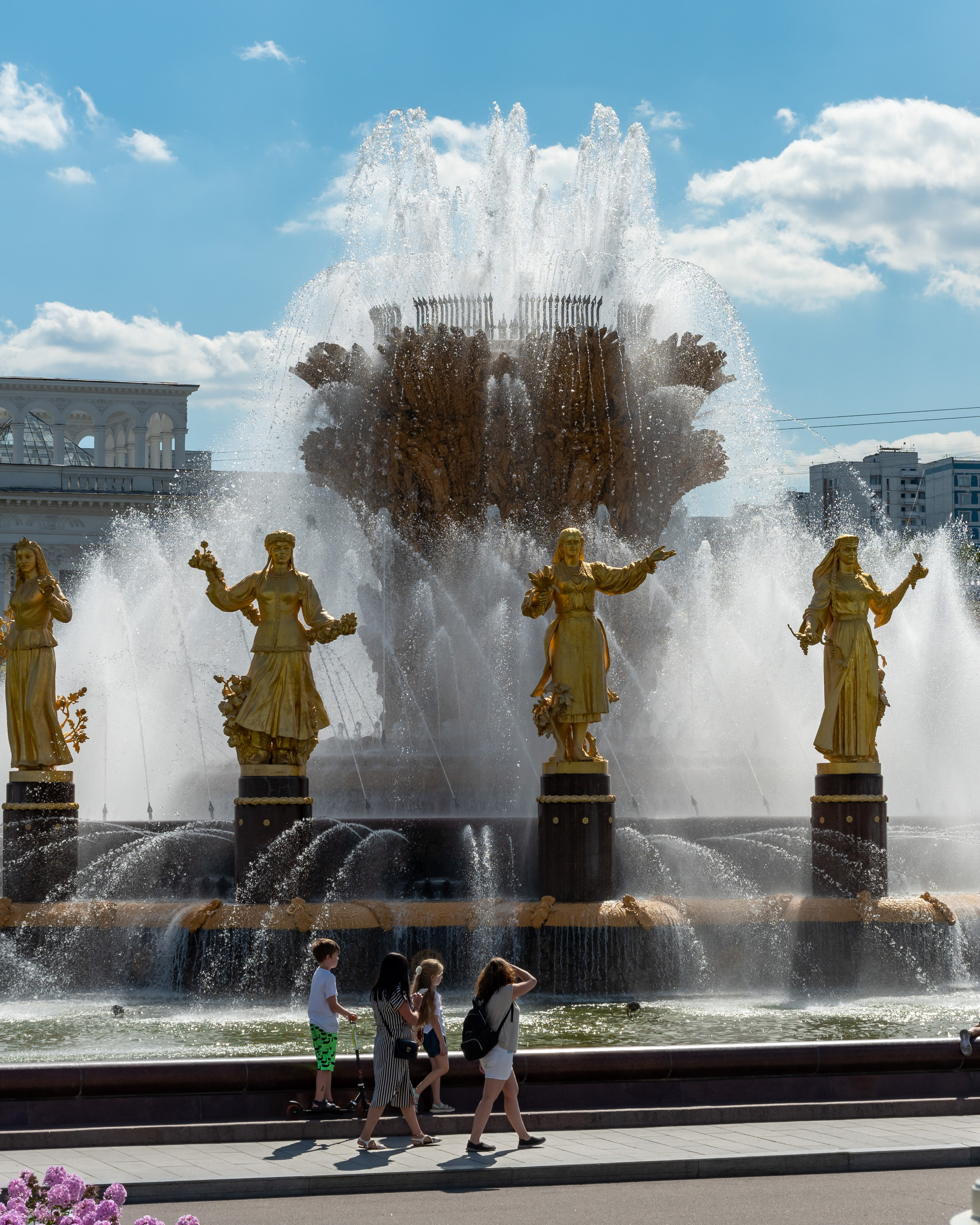 20220811 ВДНХ. Дмитрий Ремизов. Фотография, как хобби