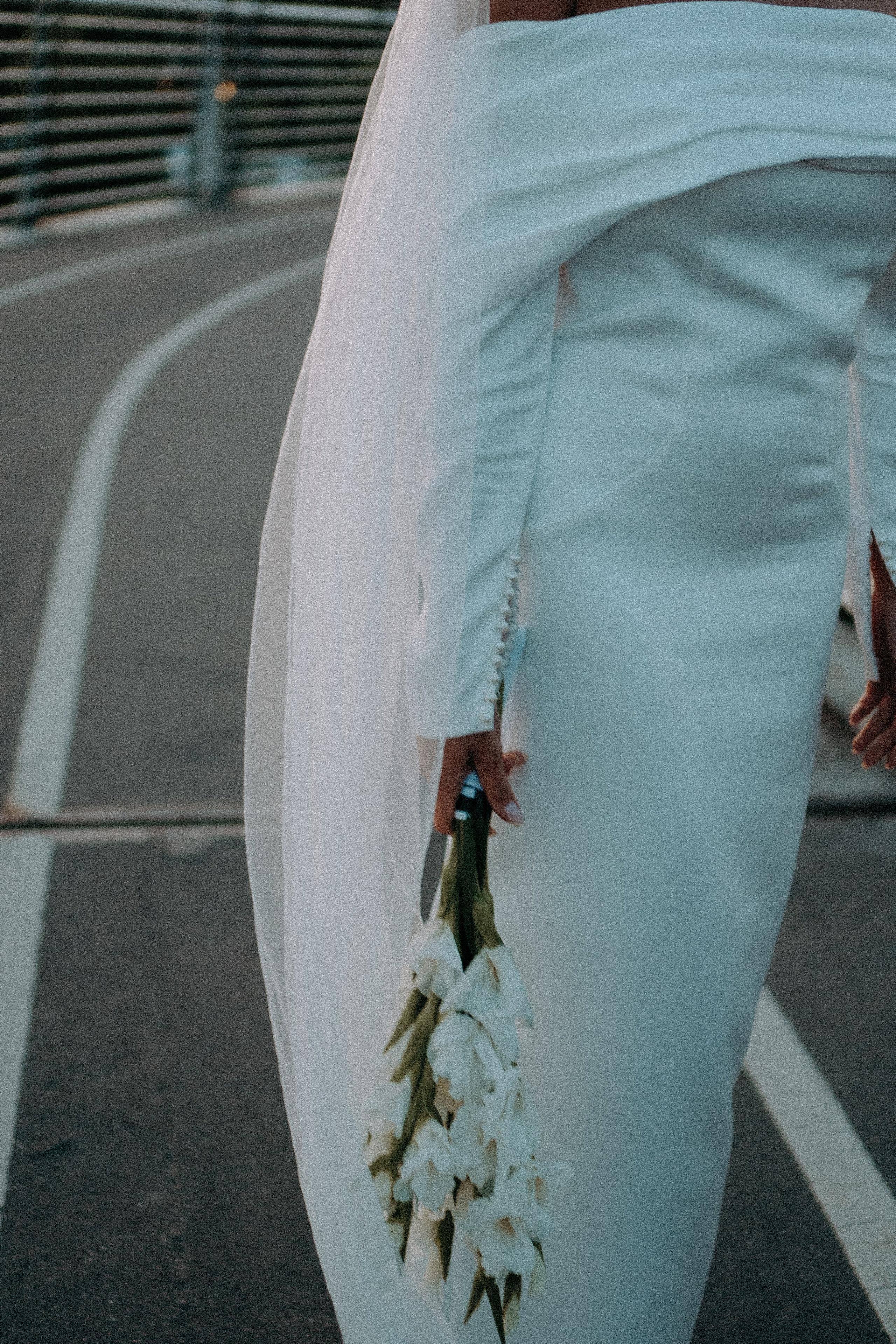 СВАДЕБНАЯ СЬЕМКА ВОЗЛЕ МСОТА БЕТАНКУРА НА КАБРИОЛЕТЕ. Профессиональный фотограф, Санкт-Петербург — Виктория Богомолова