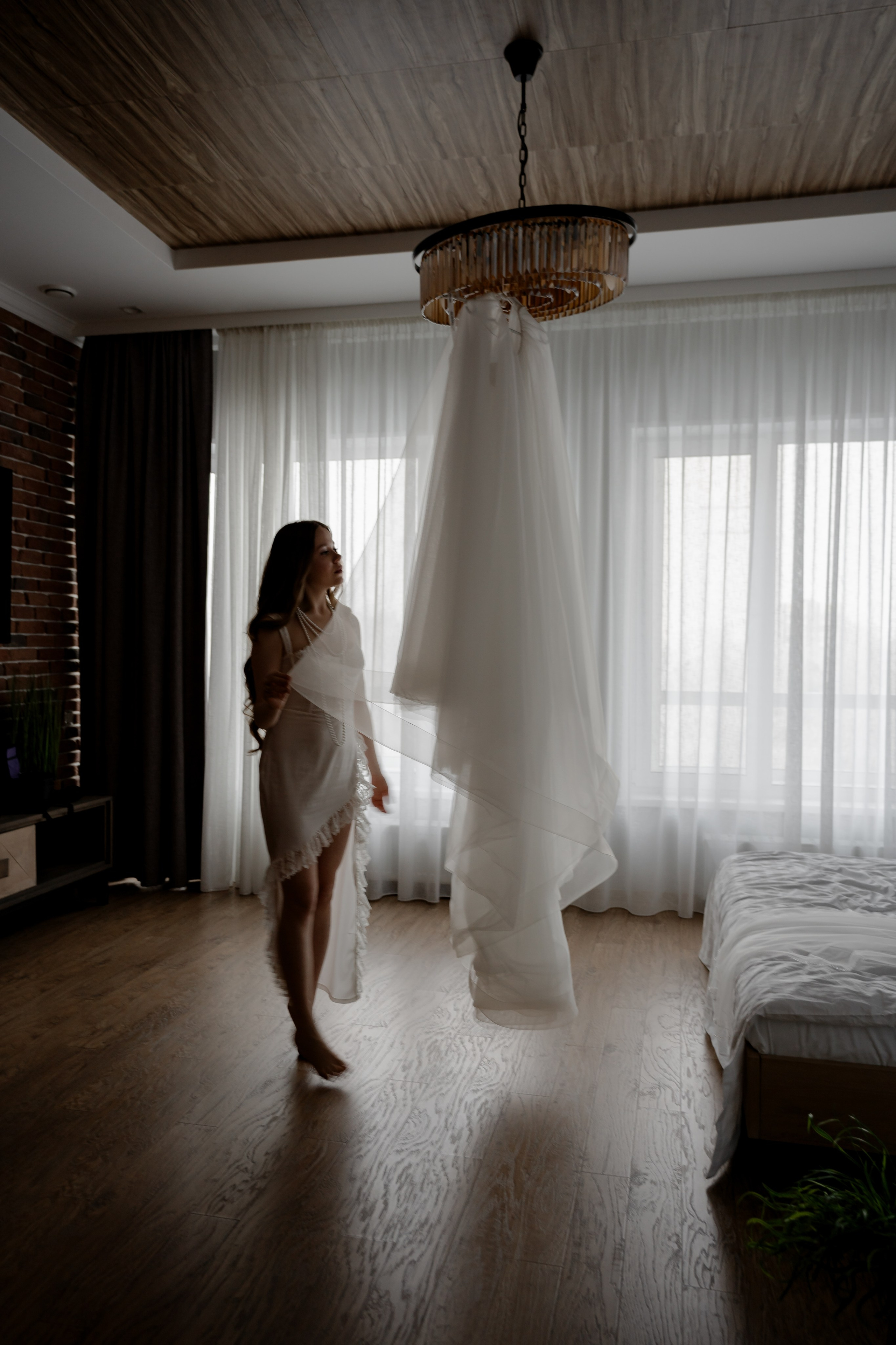 СВАДЕБНАЯ СЬЕМКА СБОРОВ В ОТЕЛЕ И ВЫЕЗД НА ЦЕРЕМОНИЮ (СНЯТО В СИБИРЕ В НИЖНЕВАРТОВСКЕ). Профессиональный фотограф, Санкт-Петербург — Виктория Богомолова