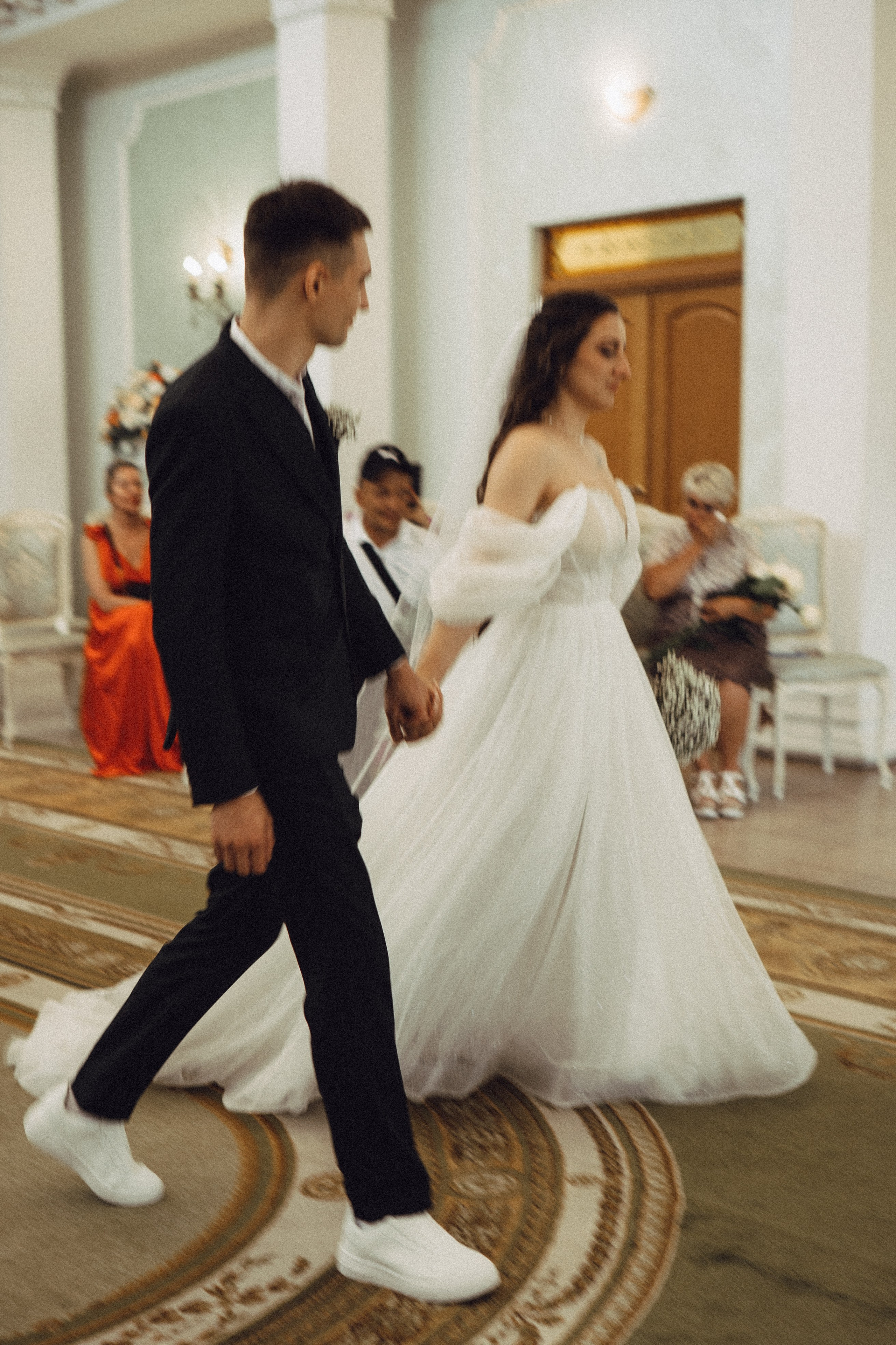 СВАДЕБНАЯ СЬЕМК В ПАРКЕ 300-ЛЕТИЯ. Профессиональный фотограф, Санкт-Петербург — Виктория Богомолова