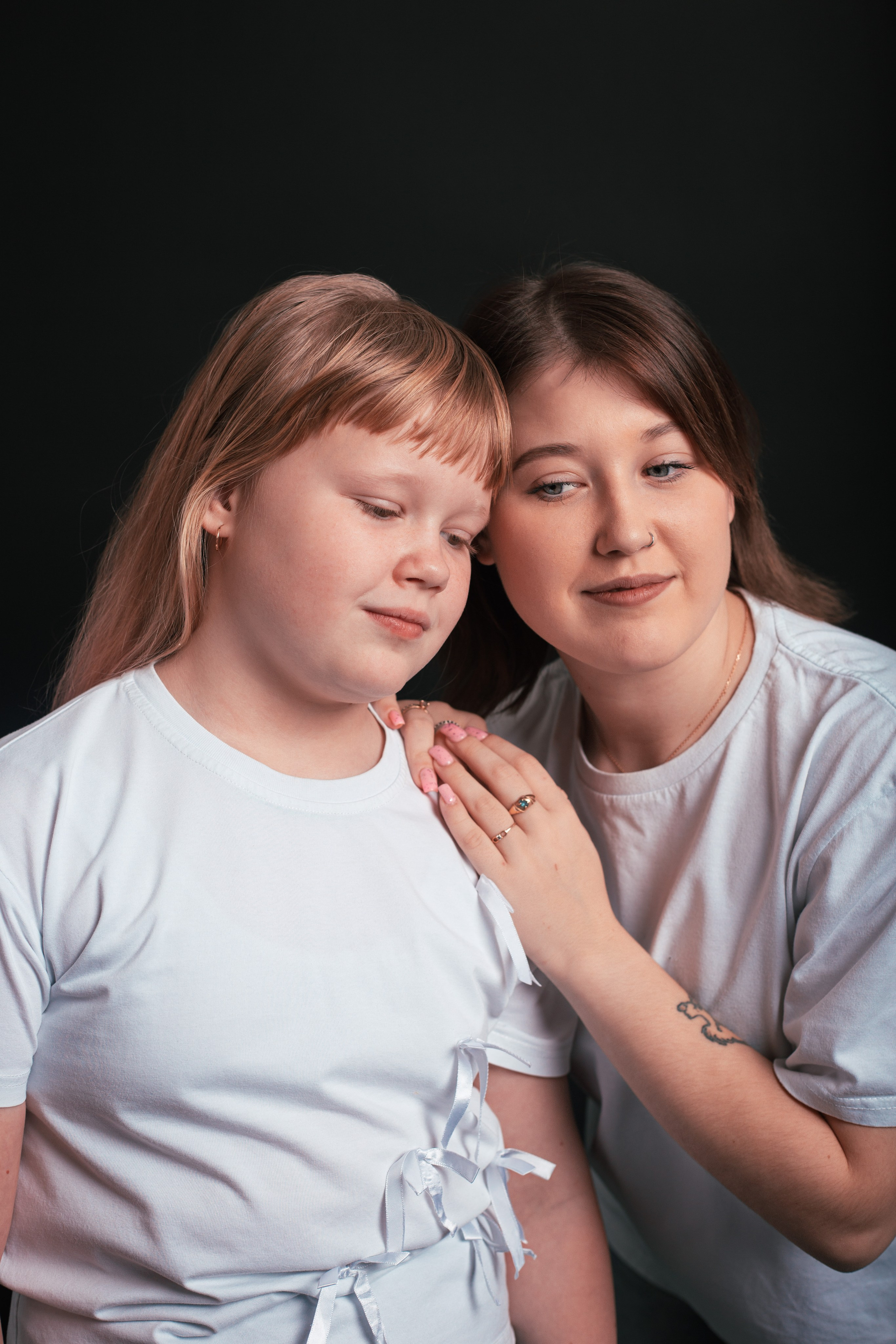 Sonya & Karina. Руслан Ивановский