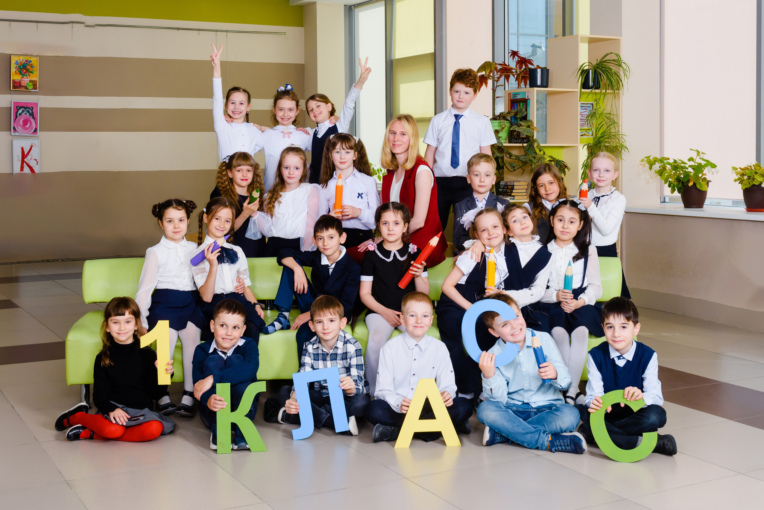 Школьная фотосессия в Томске. Студия выпускных альбомов Ольги Галкиной. Томск