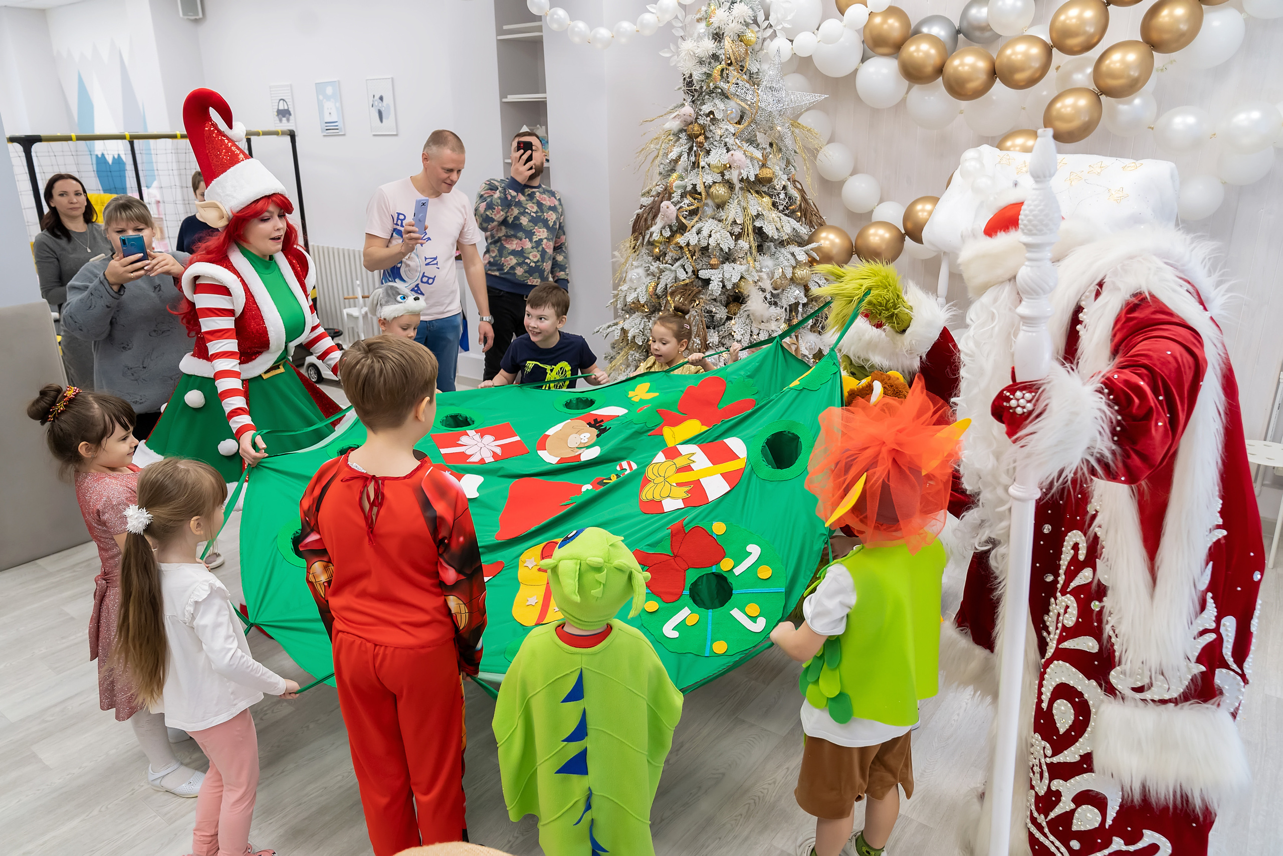 Утренник в Домми. Главная