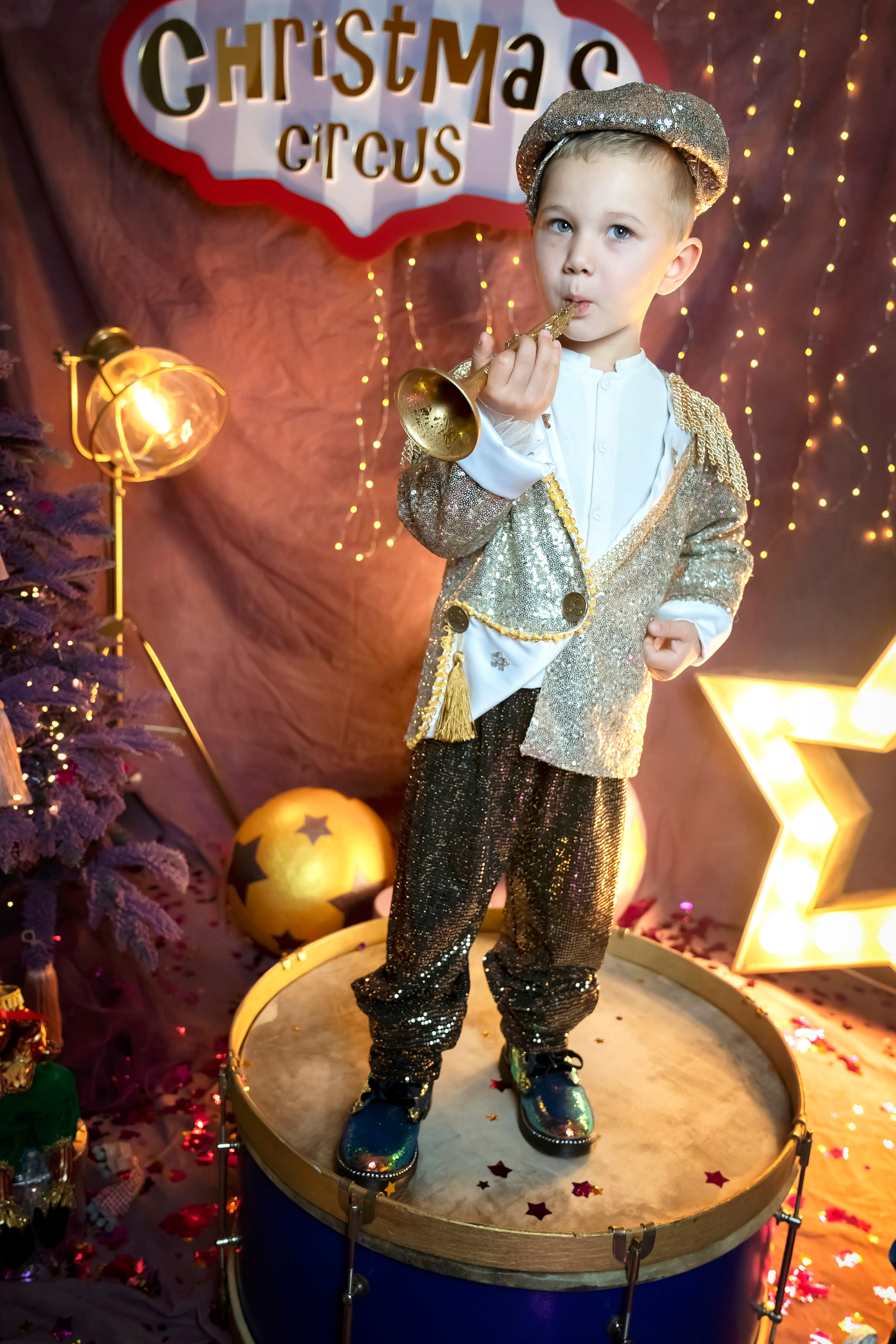 Новогодний цирк!. Главная