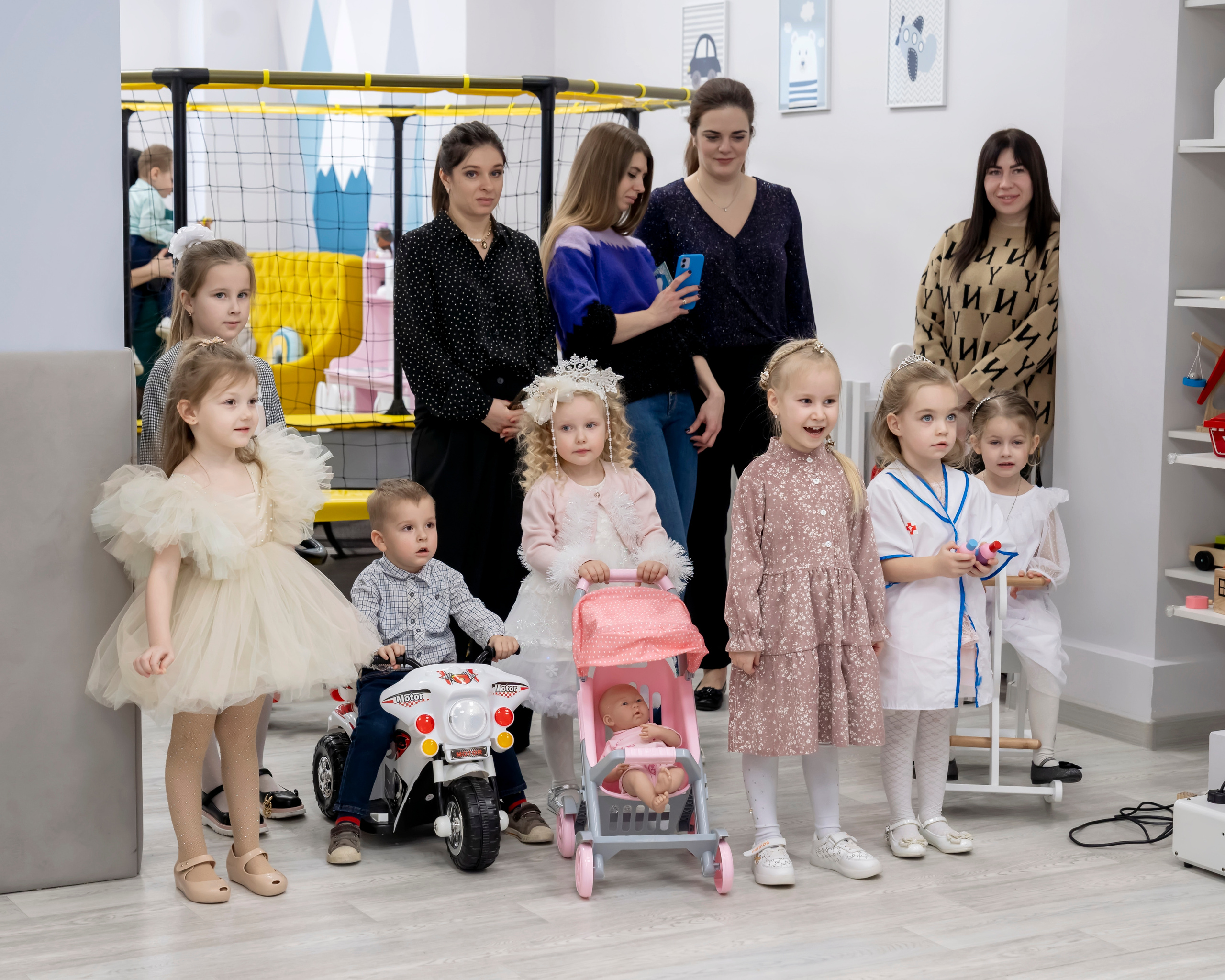 Утренник в Домми. Главная