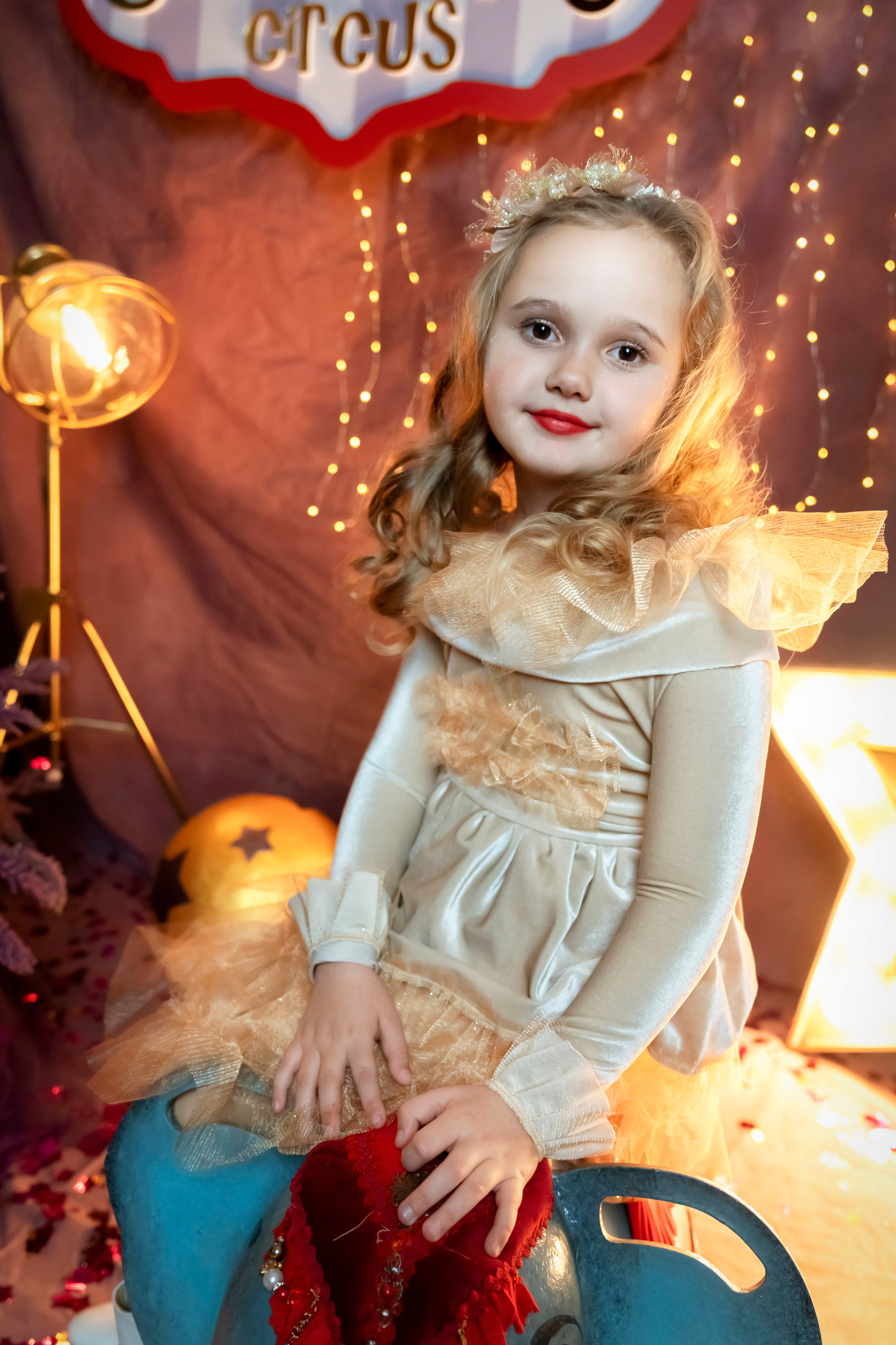 Новогодний цирк!. Главная