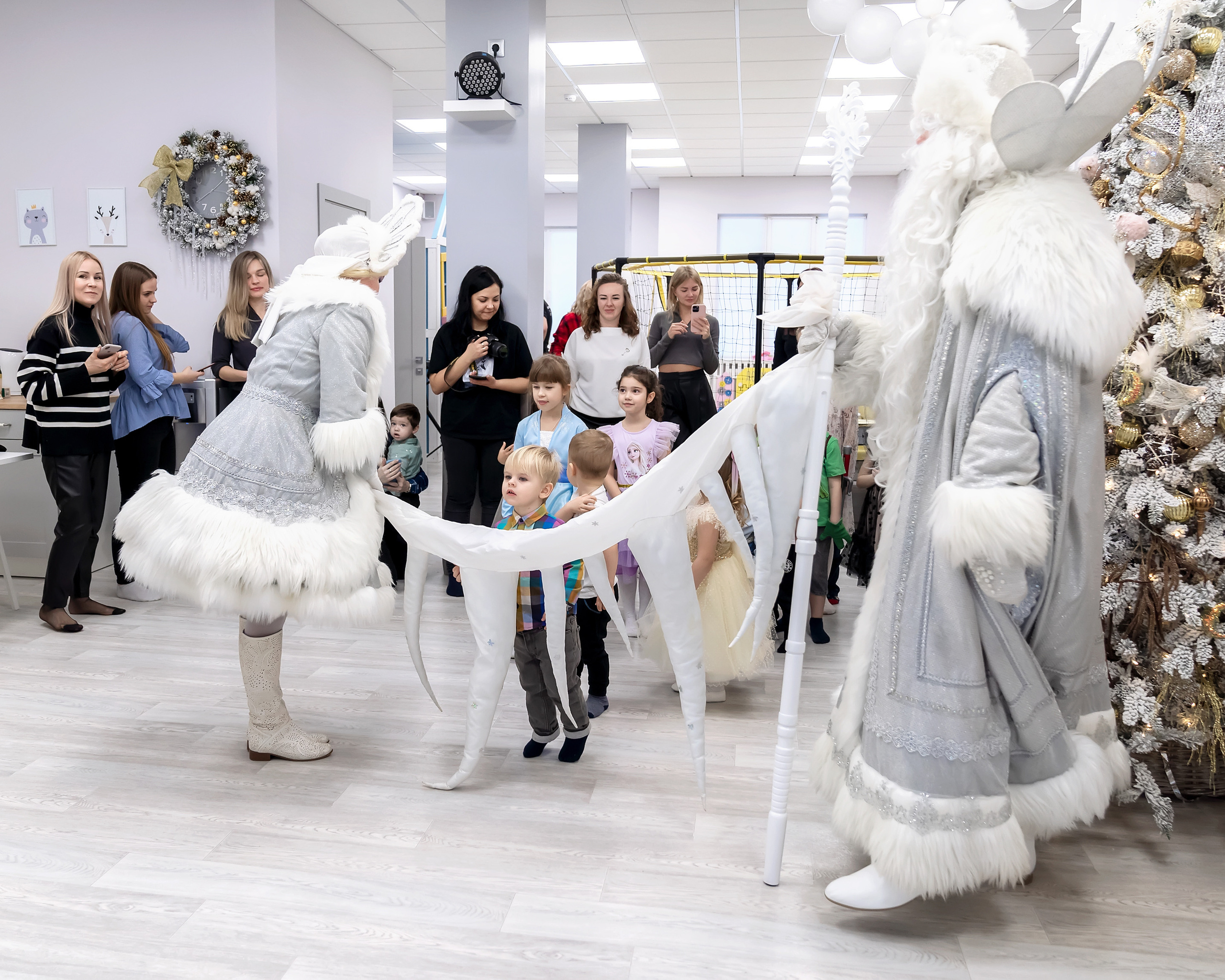 Утренник в Домми. Главная