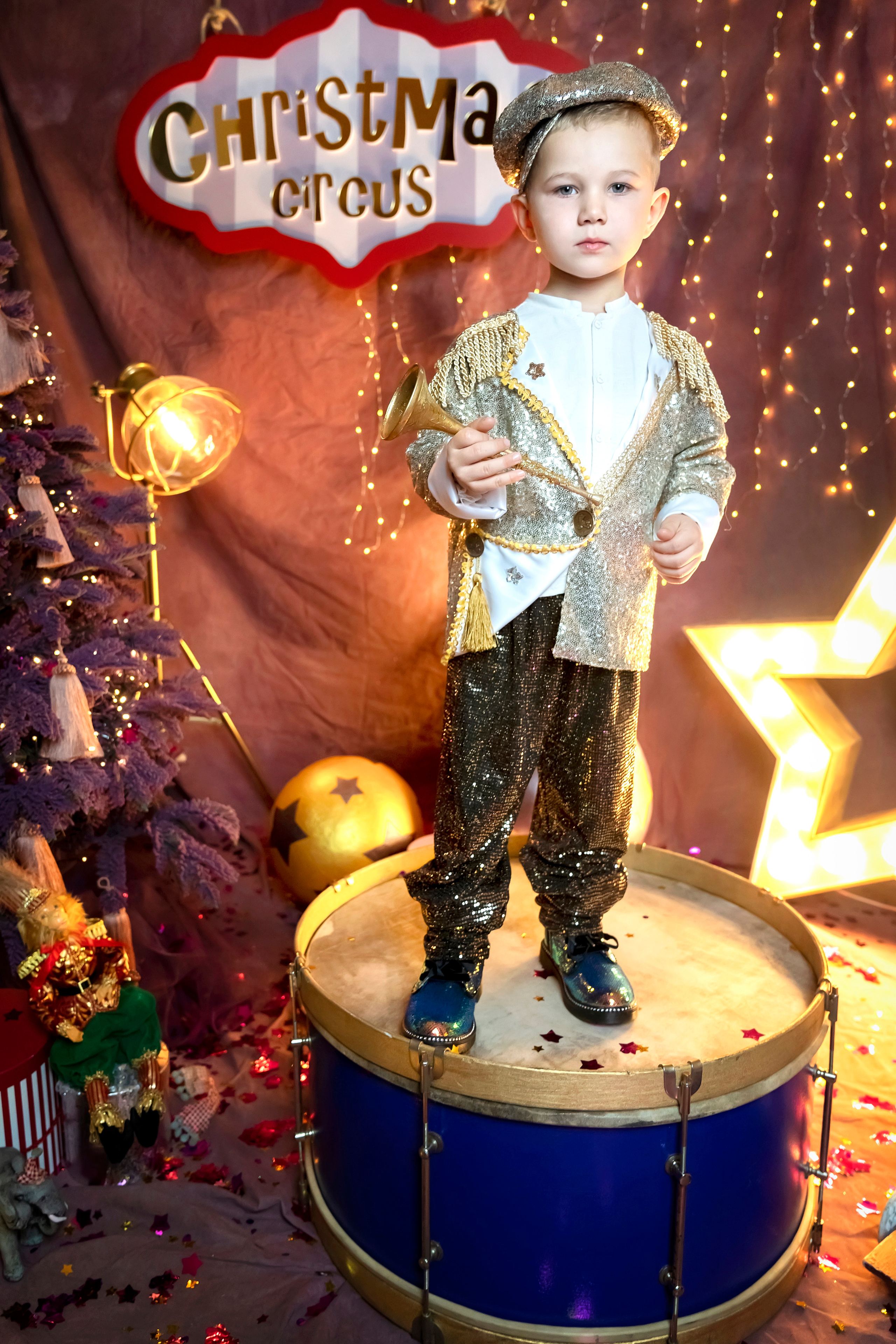 Новогодний цирк!. Главная