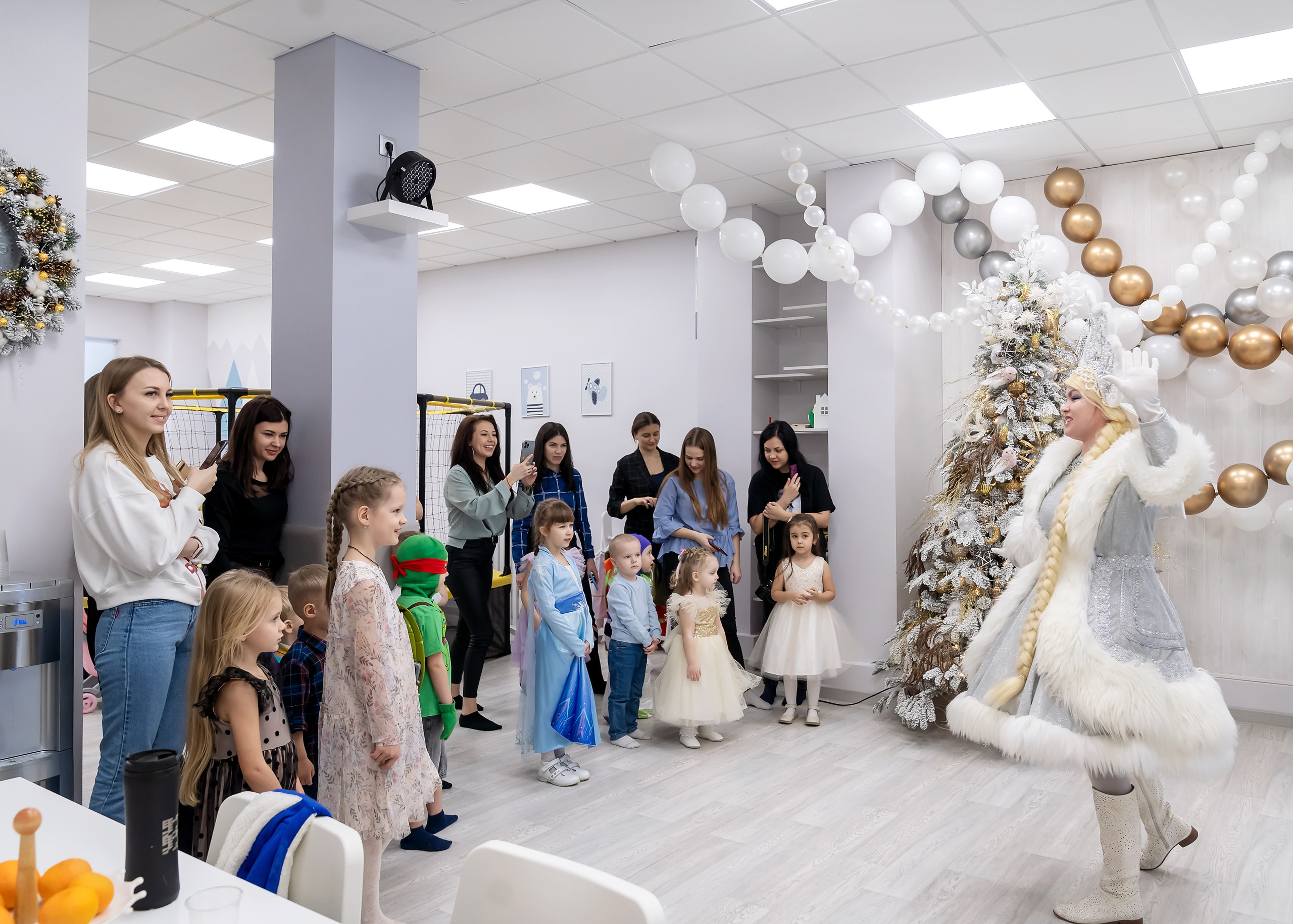 Утренник в Домми. Главная