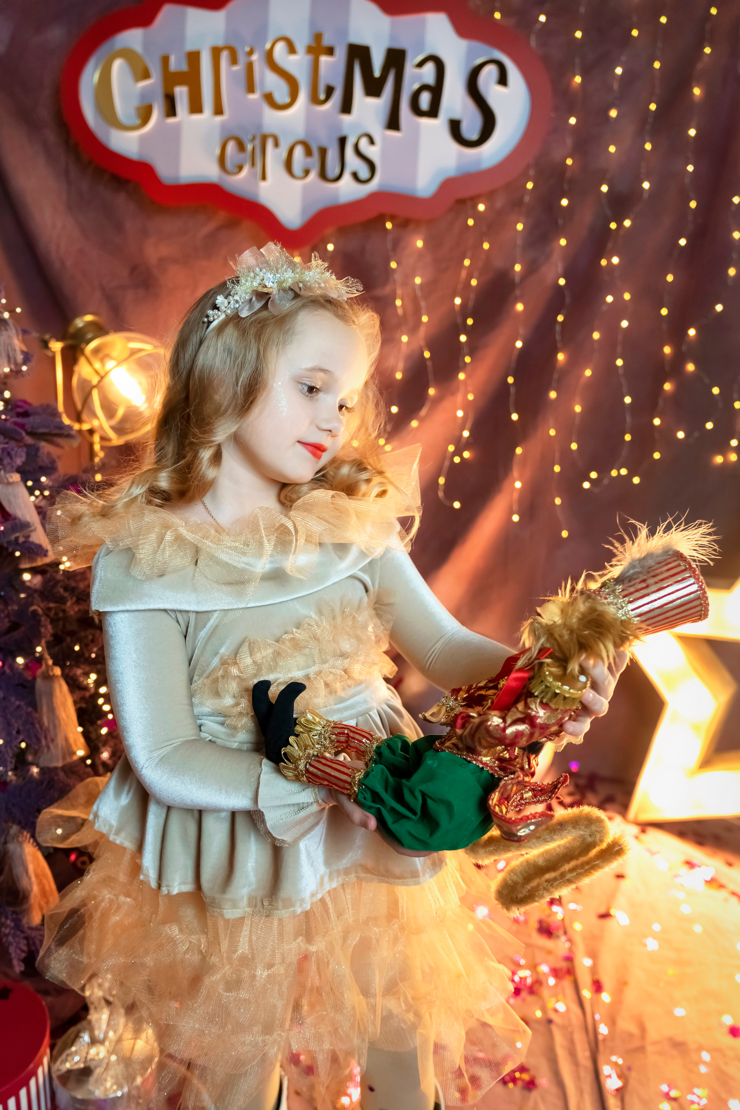 Новогодний цирк!. Главная