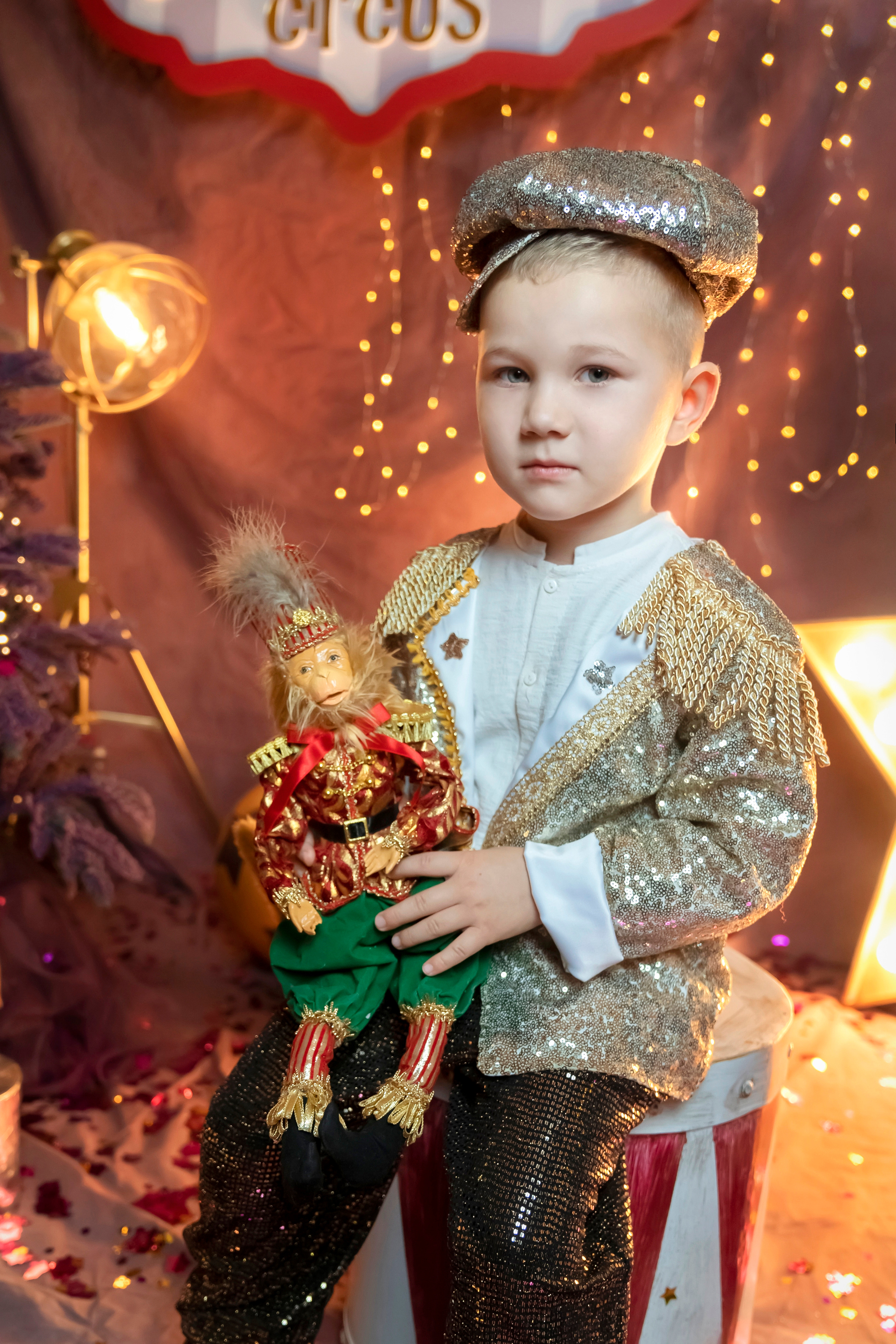 Новогодний цирк!. Главная